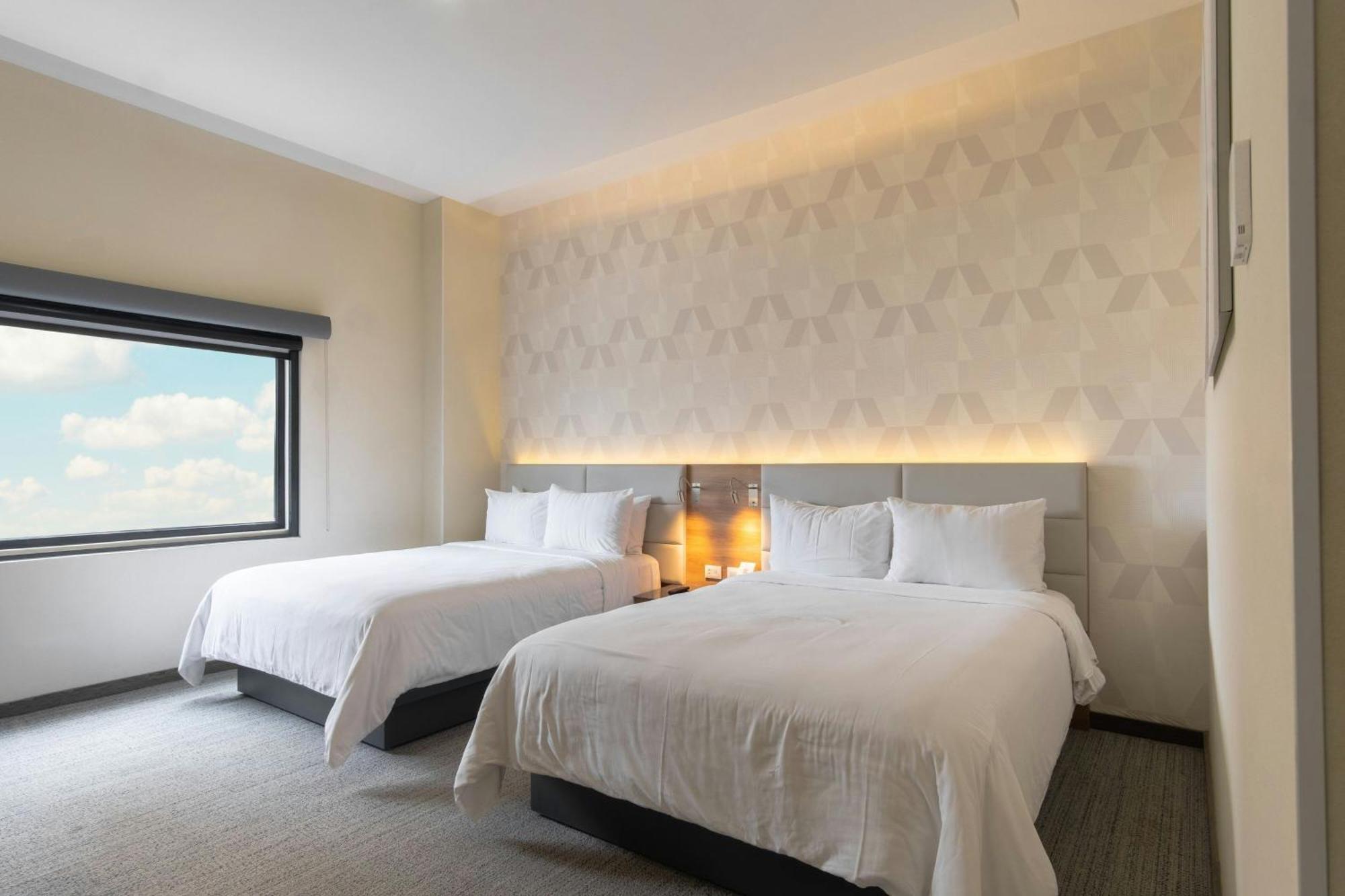 Standard Queen Room Two Queen Beds