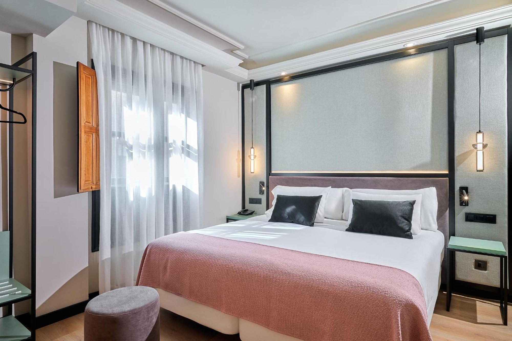 Double Room Essential