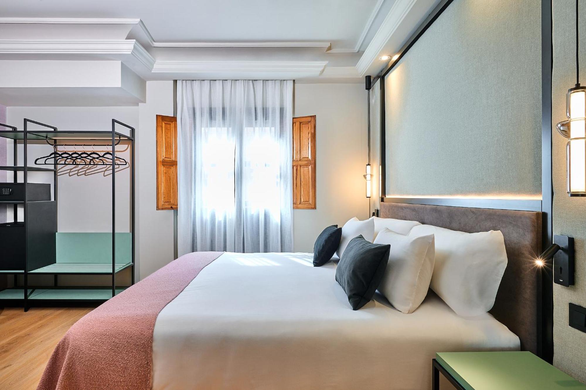 Double Room Essential