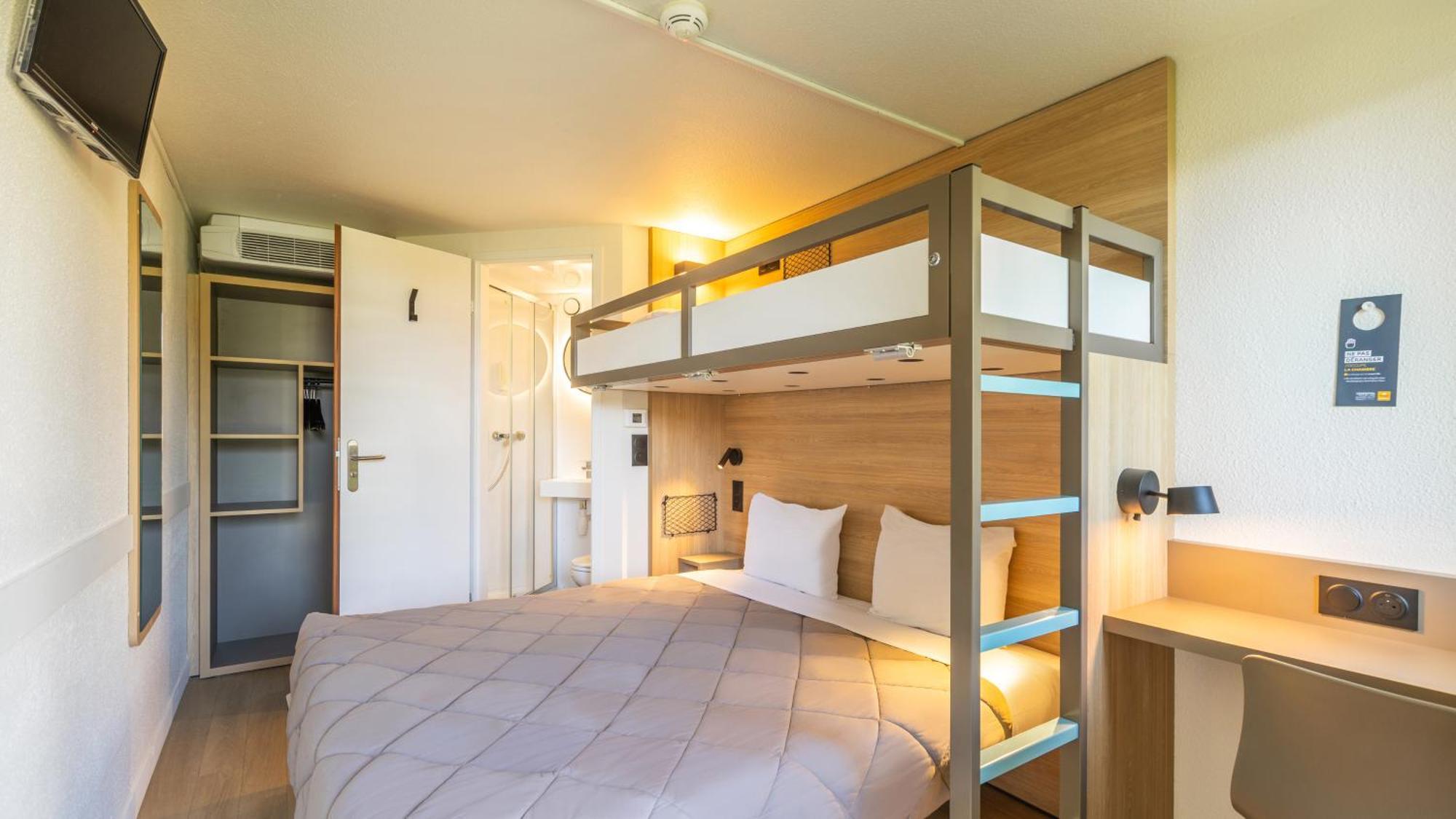 Standard Queen Room One Bunk Bed