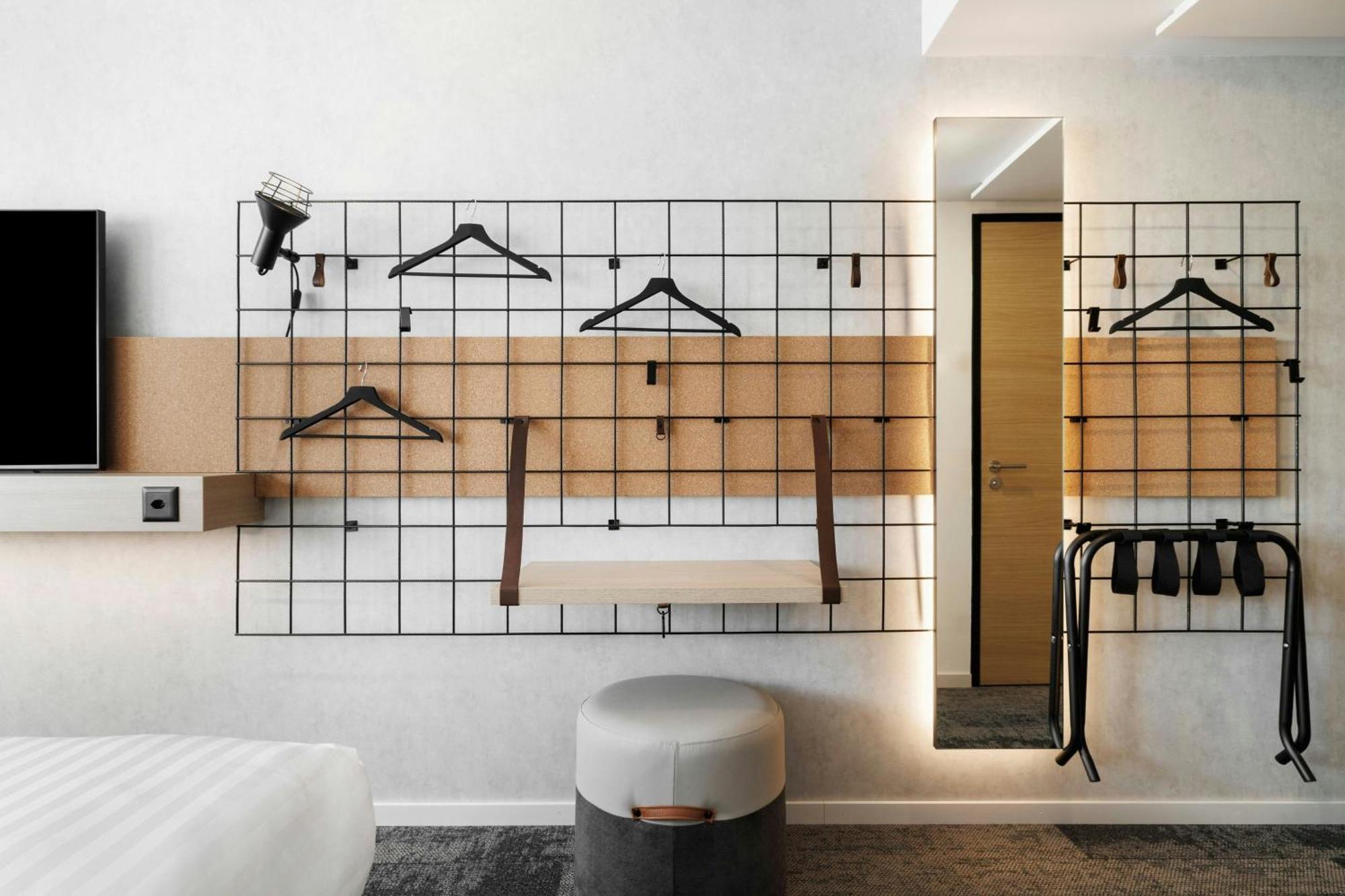 Moxy Sleeper Twin Room