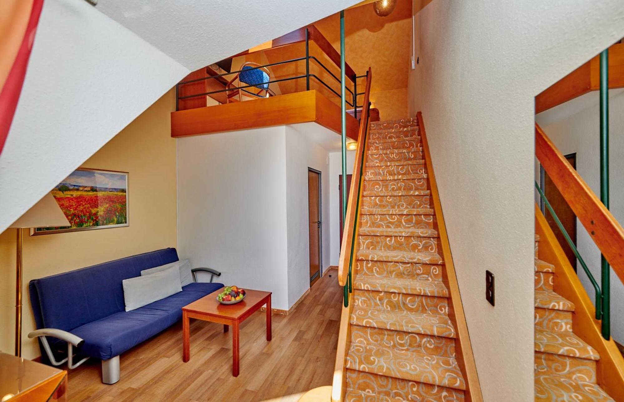 Maisonette Room
