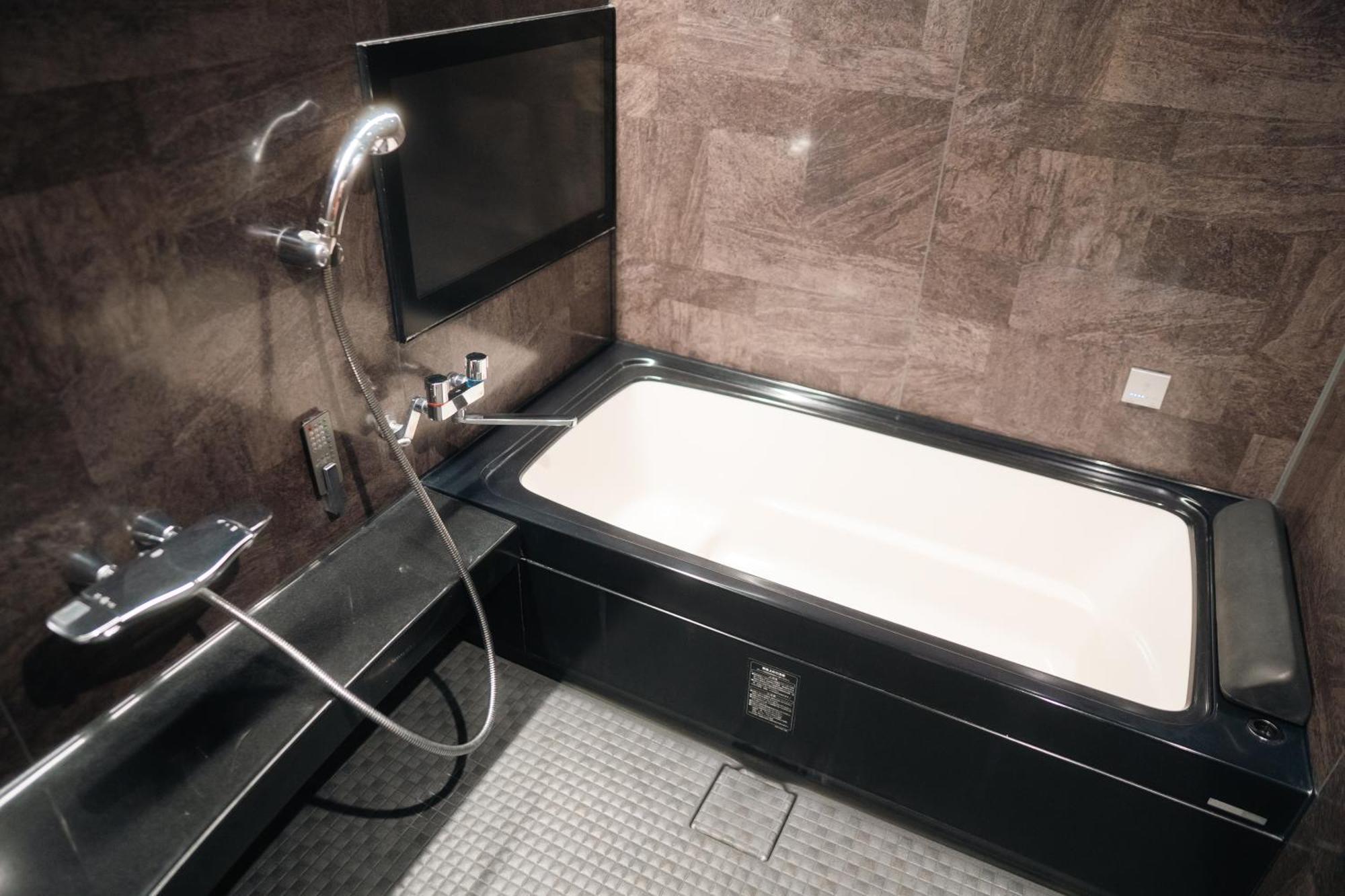 Junior Suite Room futon Private Bathroom