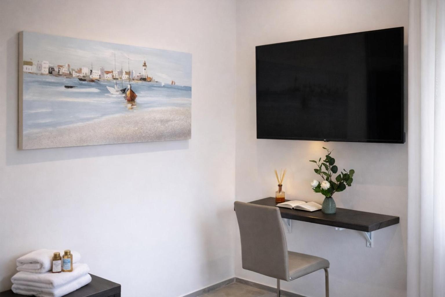 Large Double Room