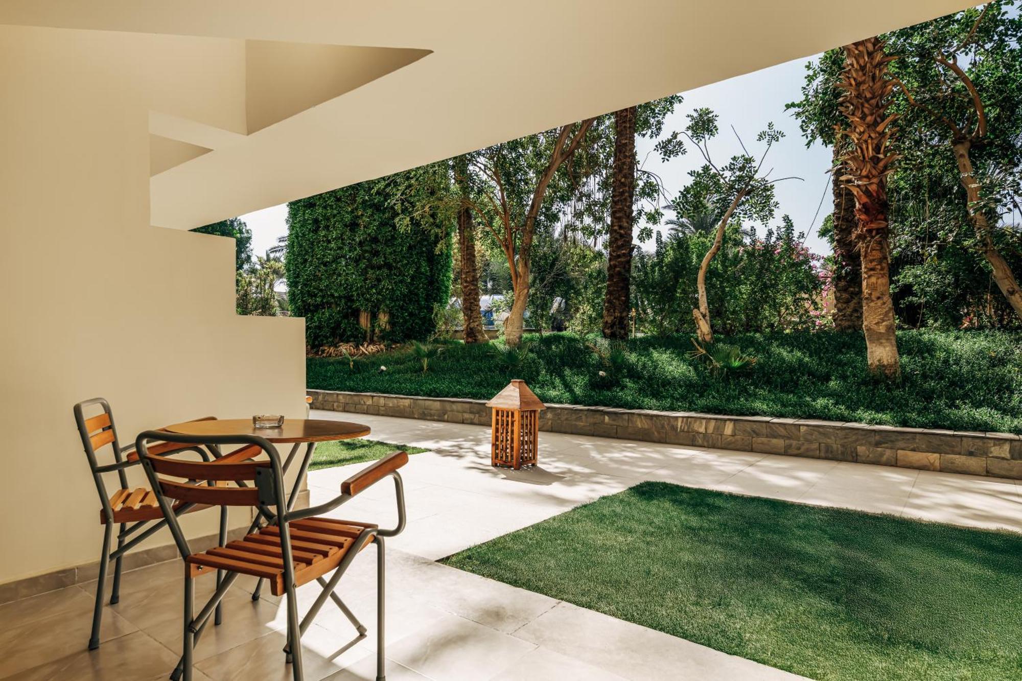Deluxe Family One-Bedroom