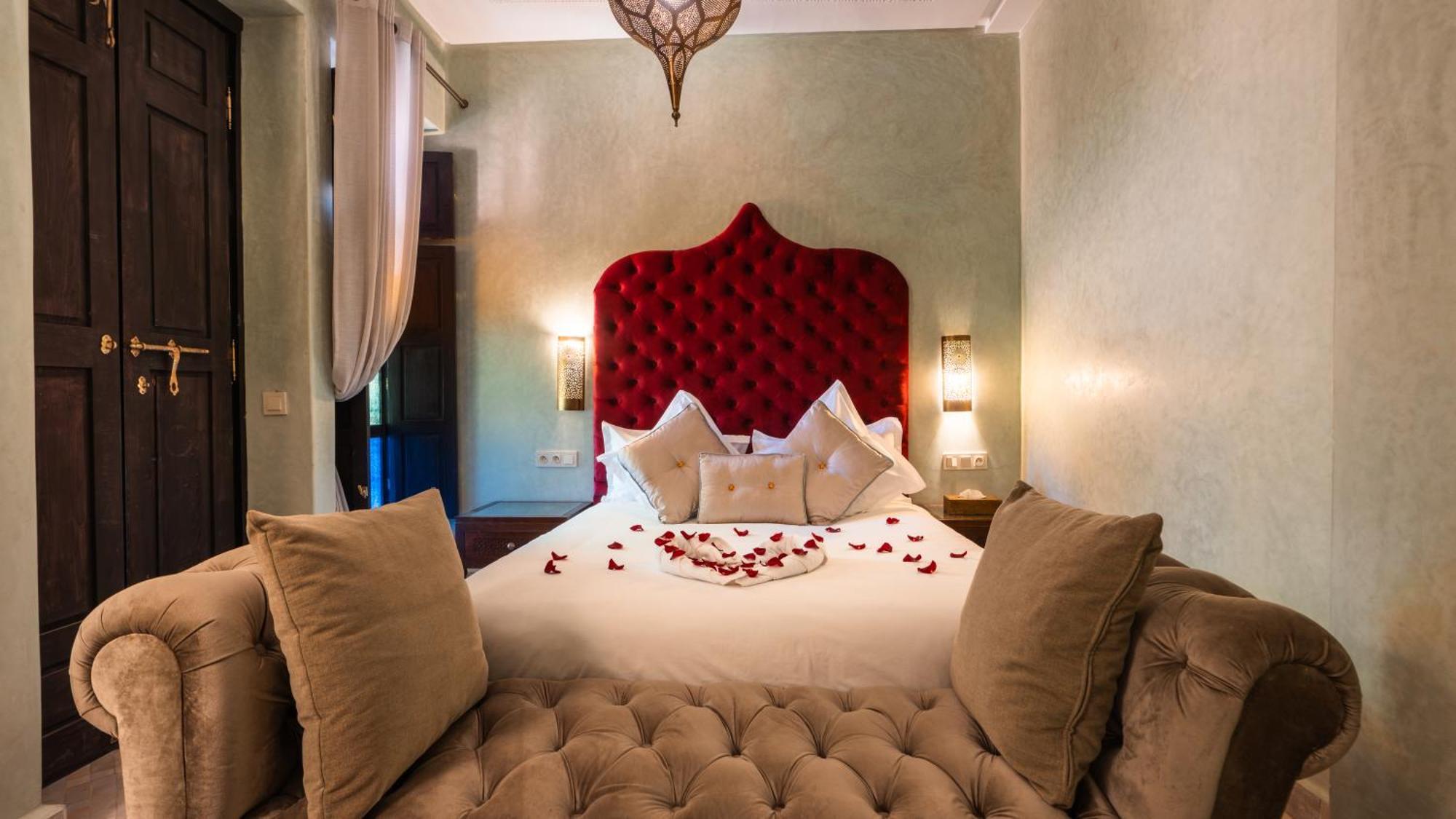 Deluxe King Suite,1758893791:JPEG