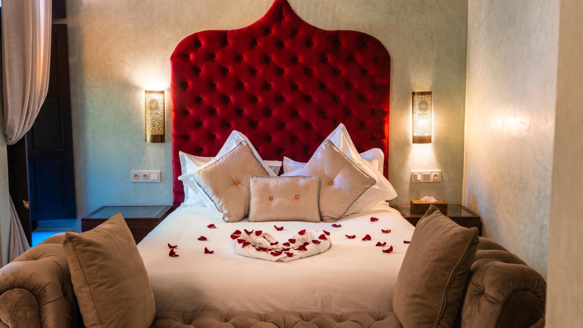 Deluxe King Suite