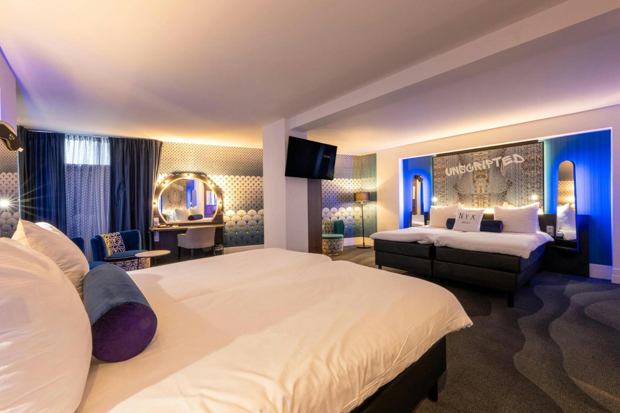 Executive Room 2 Twin Beds