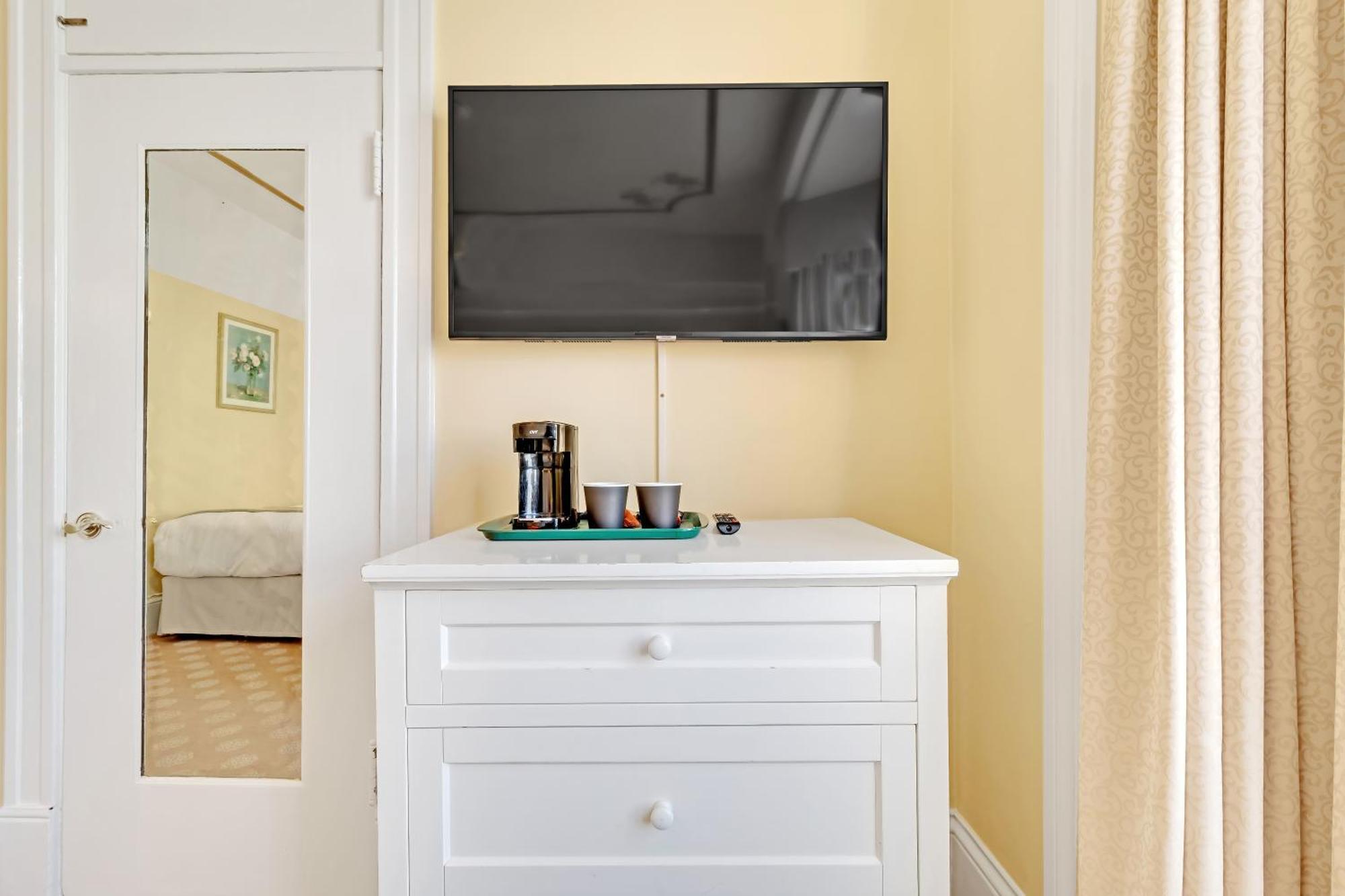 Premier Triple Room,1765192436:JPEG