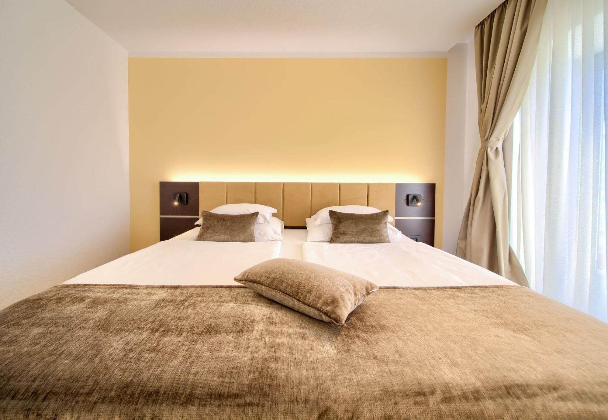 Deluxe Suite Sea View