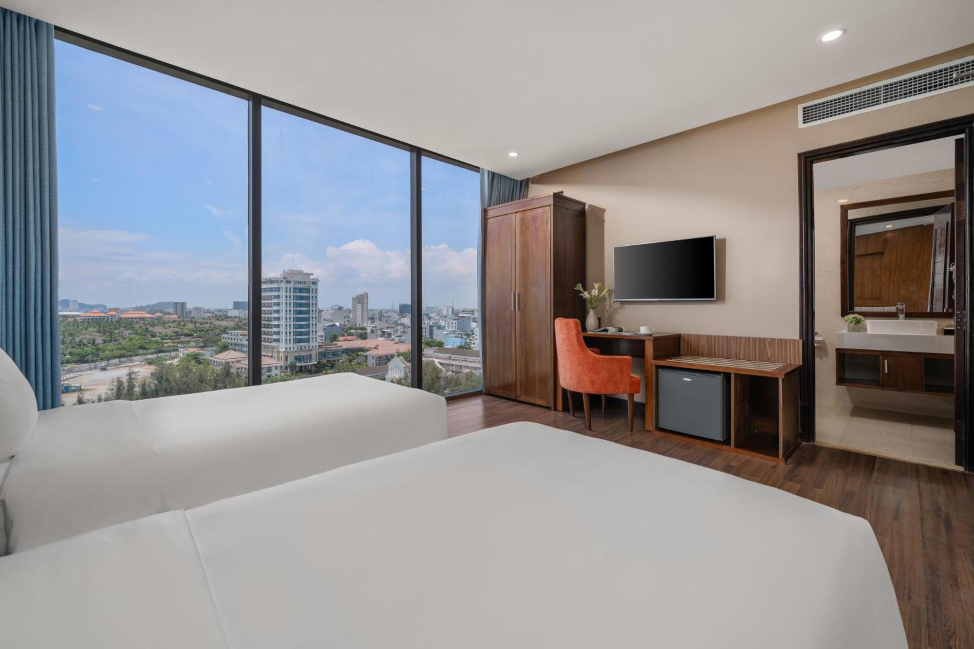Yarra Twin Room Partial Sea View