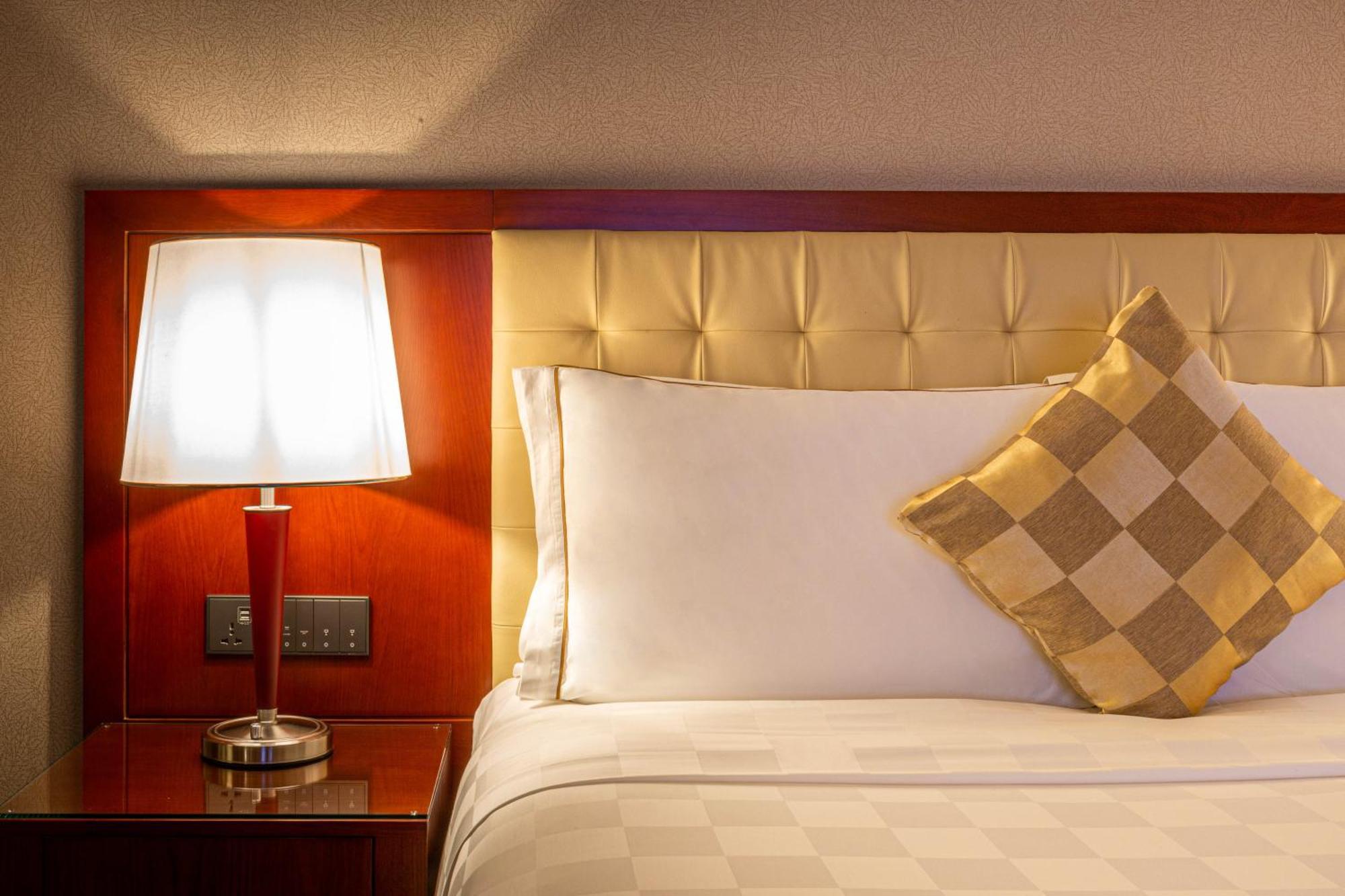 Deluxe King Room