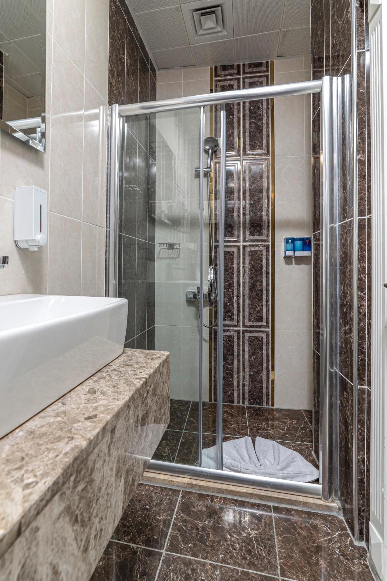 Standard Double Room,1765885071:JPEG