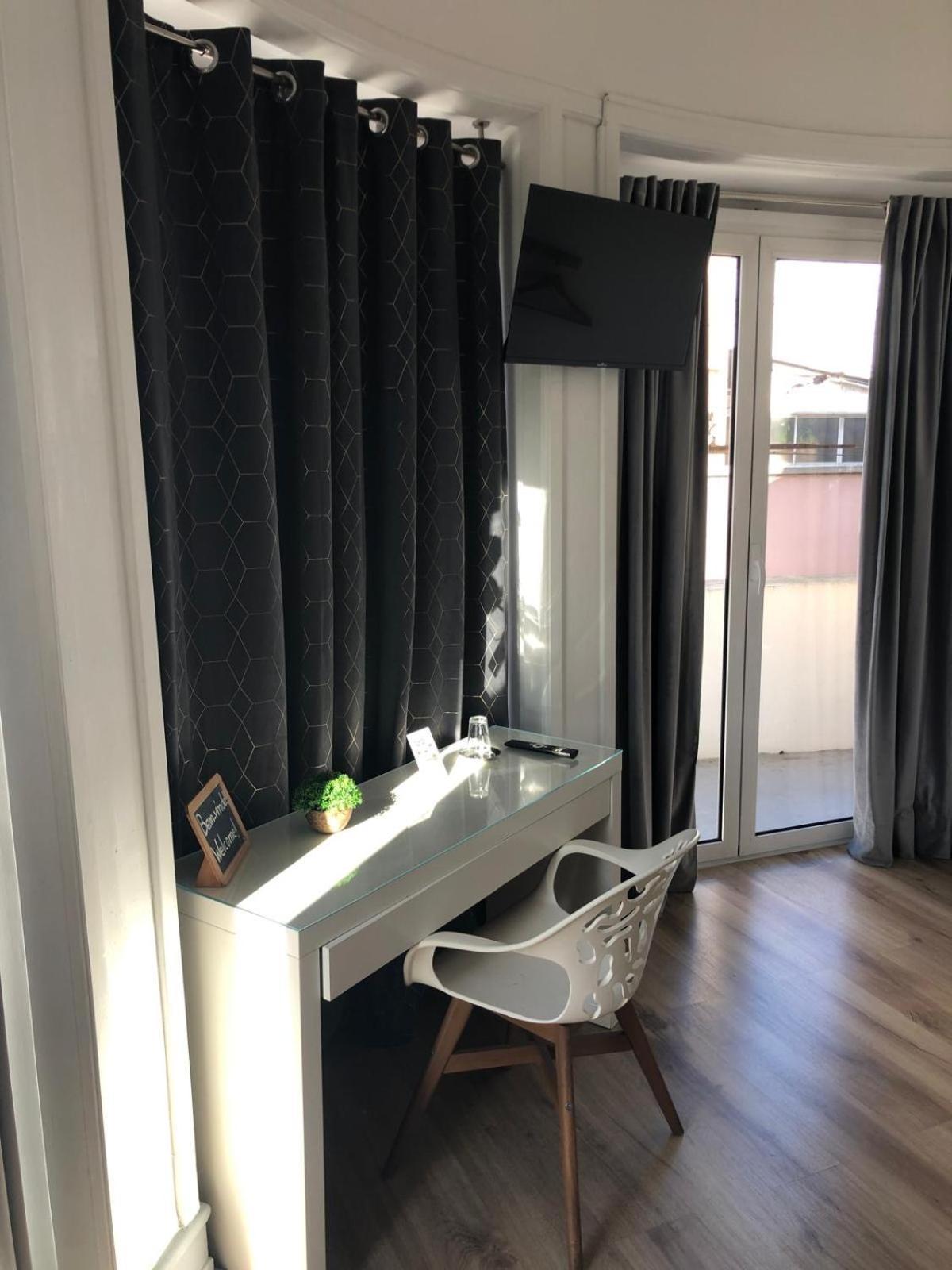 Deluxe Double Room Balcony