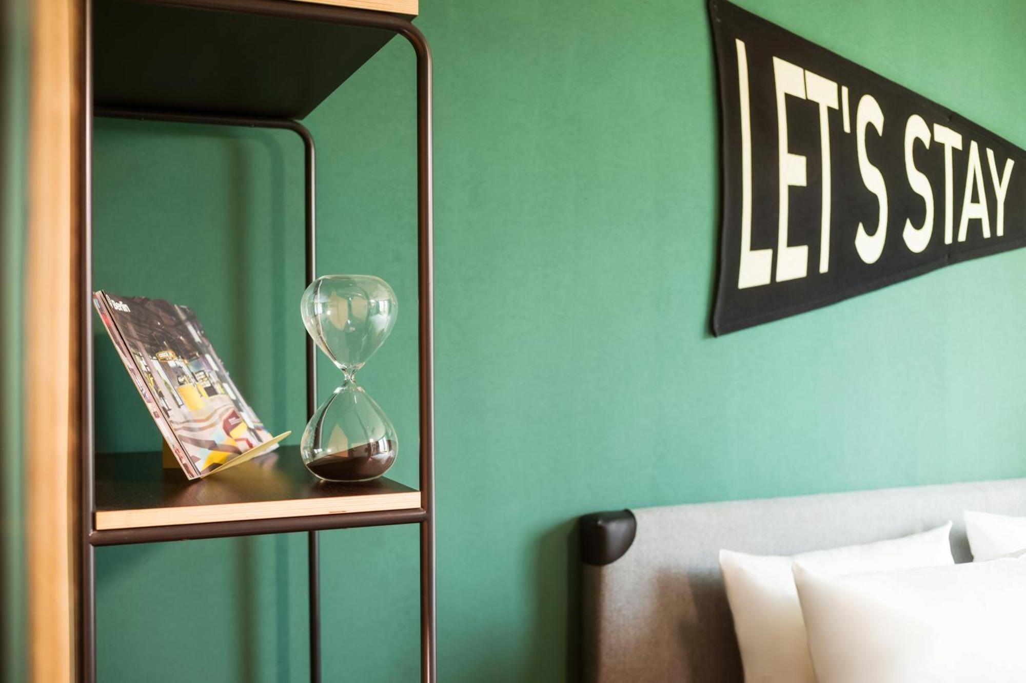 Executive Queen Room