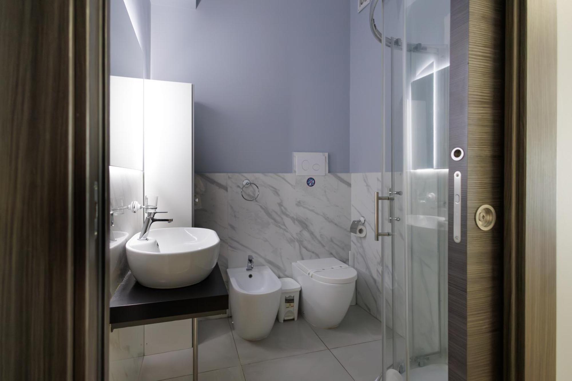 Double Room Private Bathroom