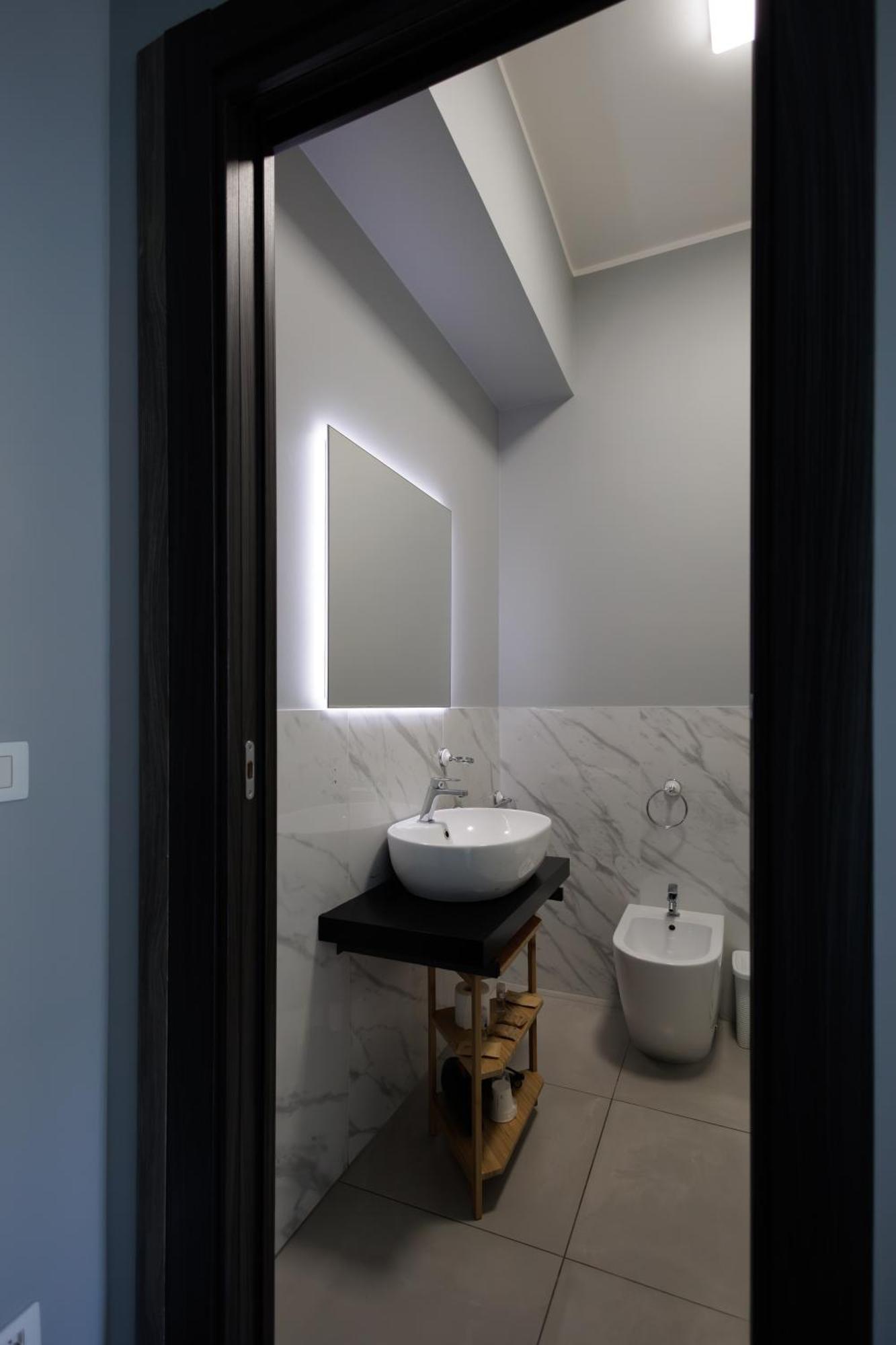 Double Room Private Bathroom
