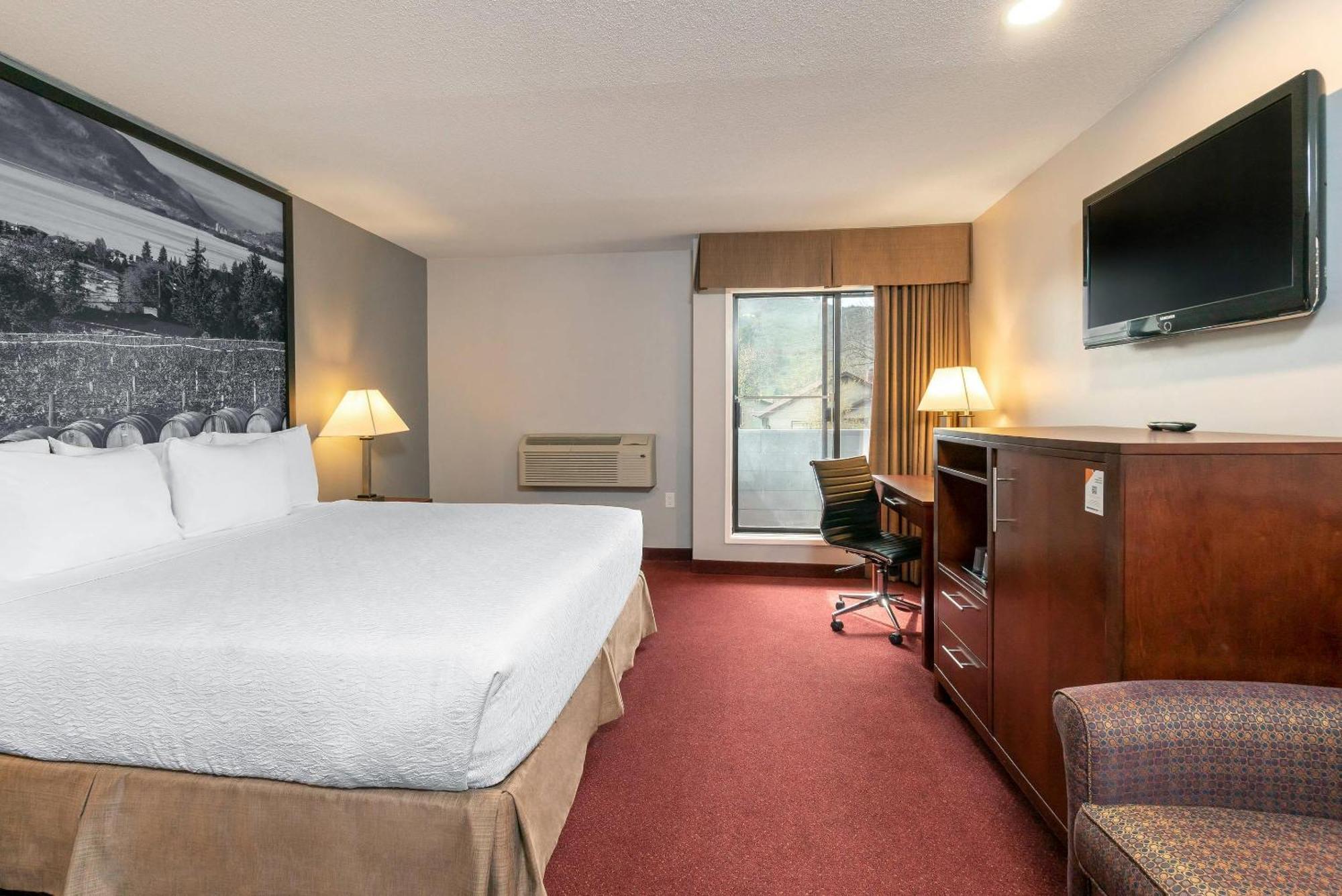 Superior King Room Non-Smoking