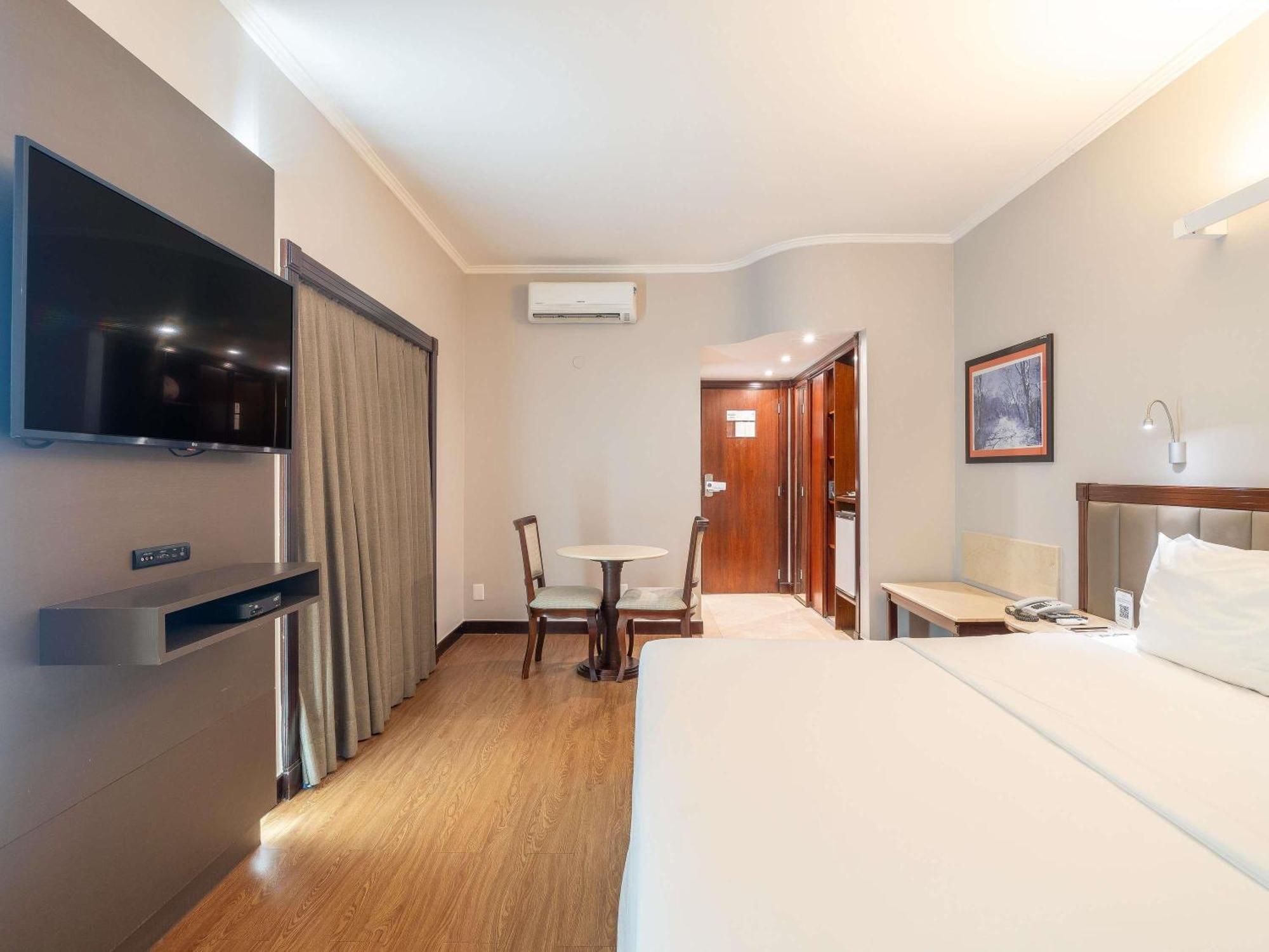Superior Apartment King Bed