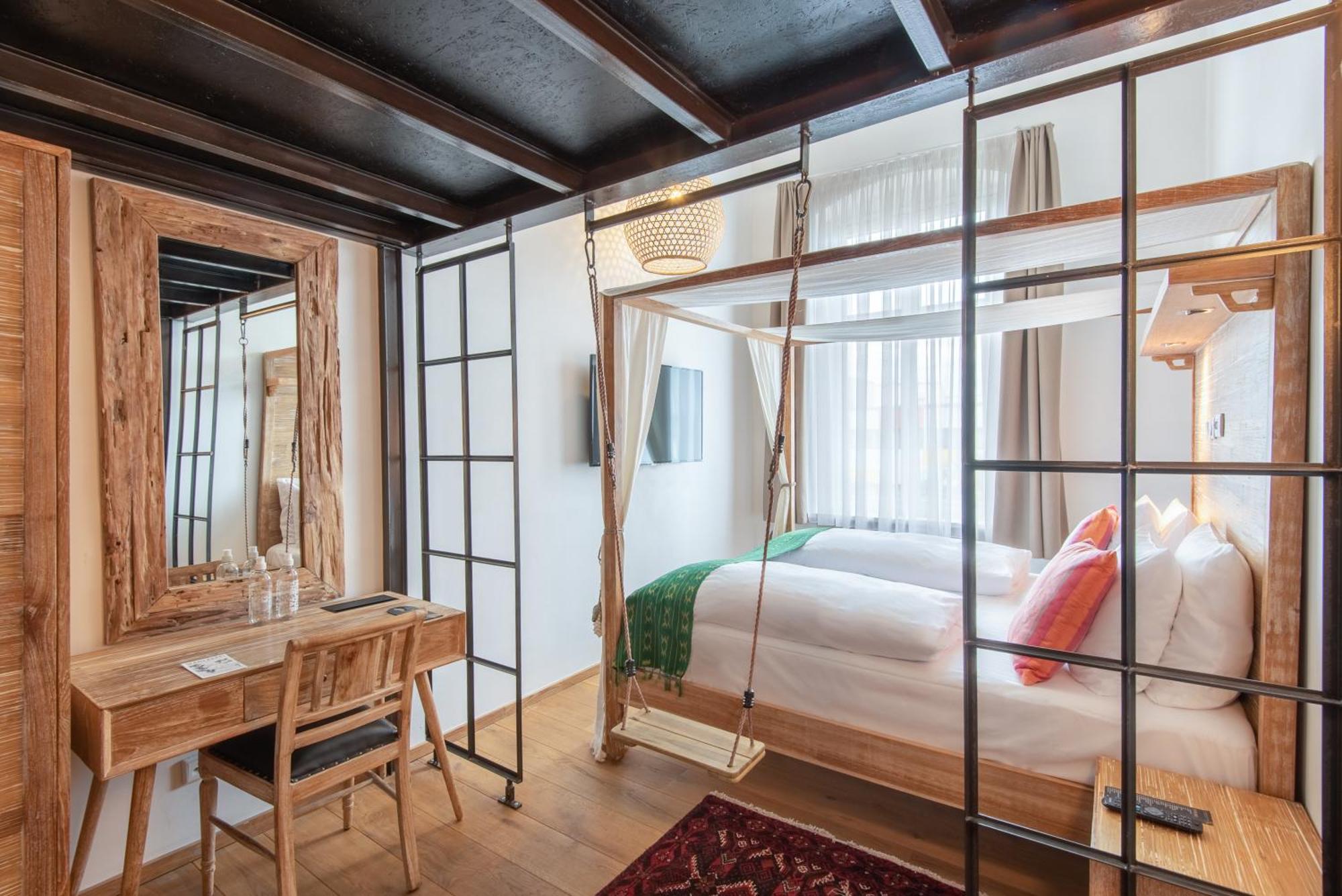 Loft 3