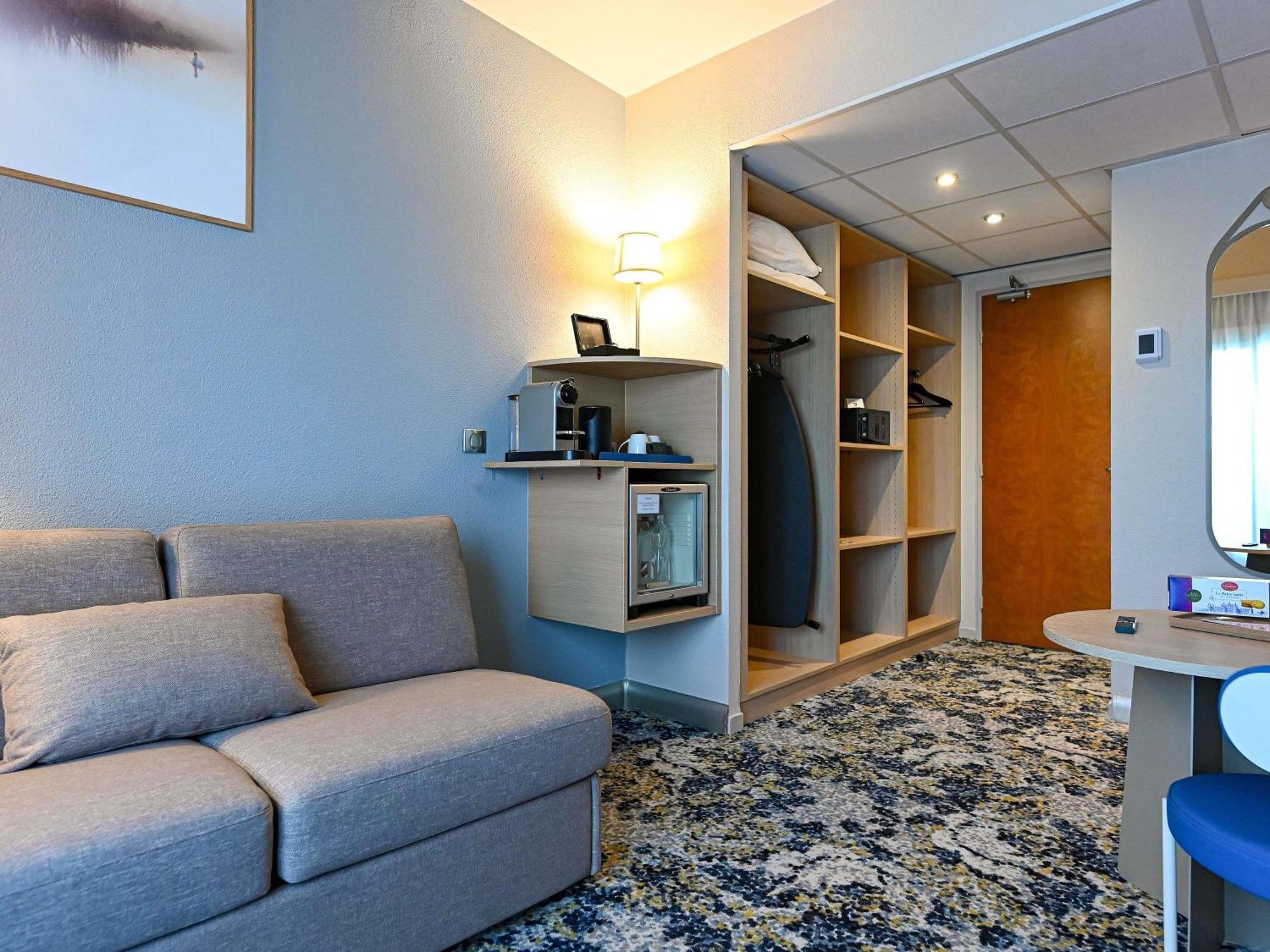 Duplex Privilege Room a double bed single sofa bed
