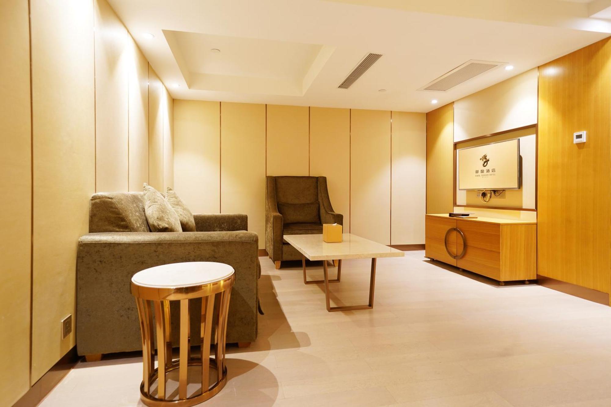 Large Twin Room