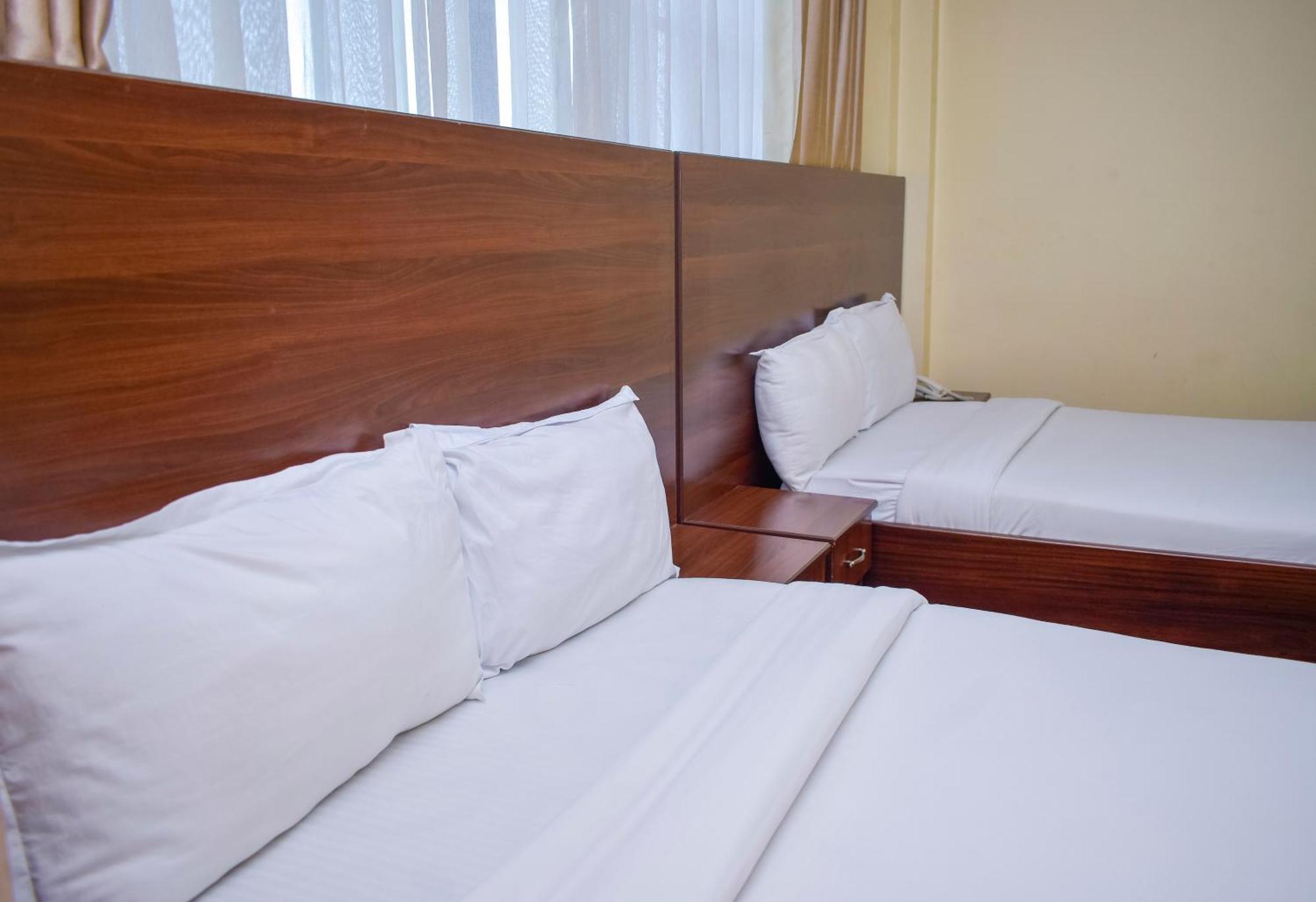 Queen Room Two Queen Beds