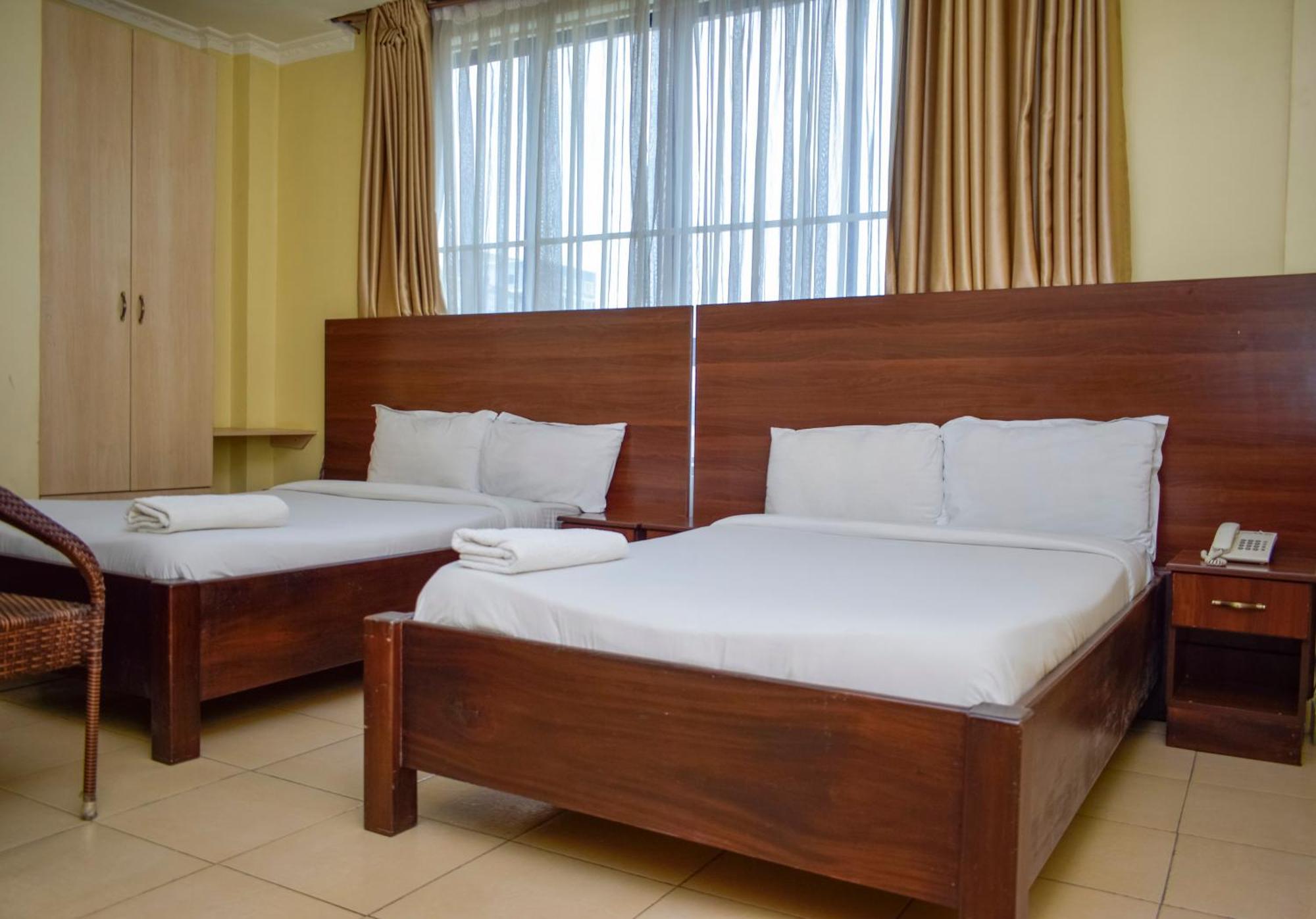 Queen Room Two Queen Beds