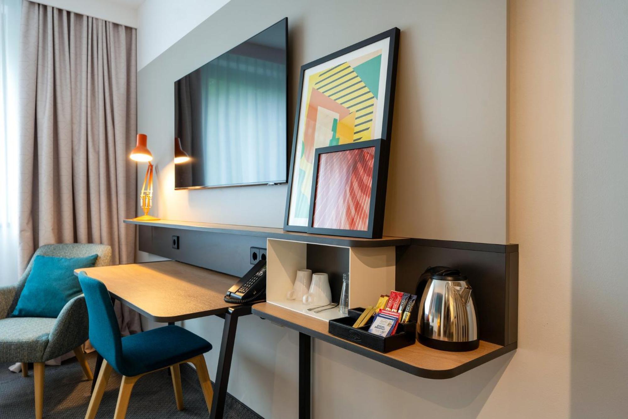 Standard King Room