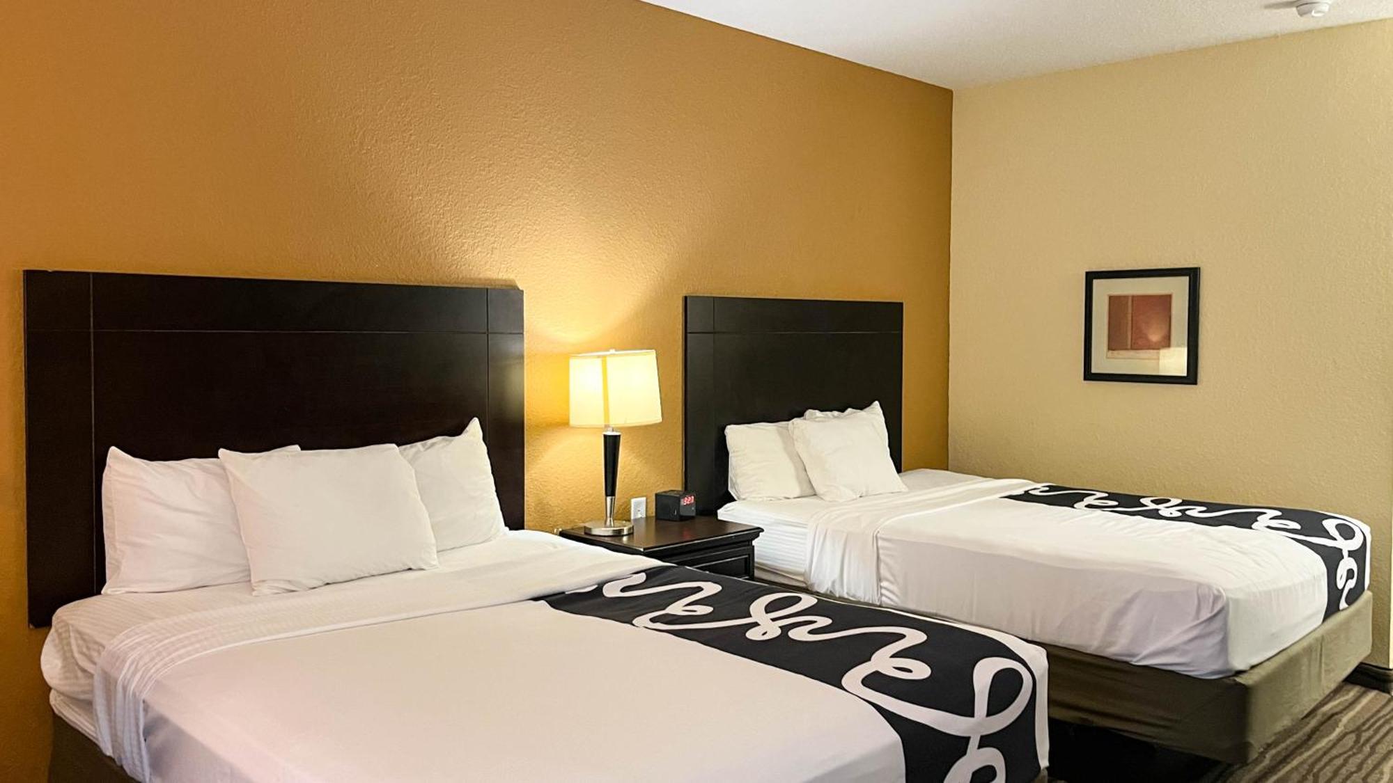 Queen Room with Two Queen Beds- Non Smoking