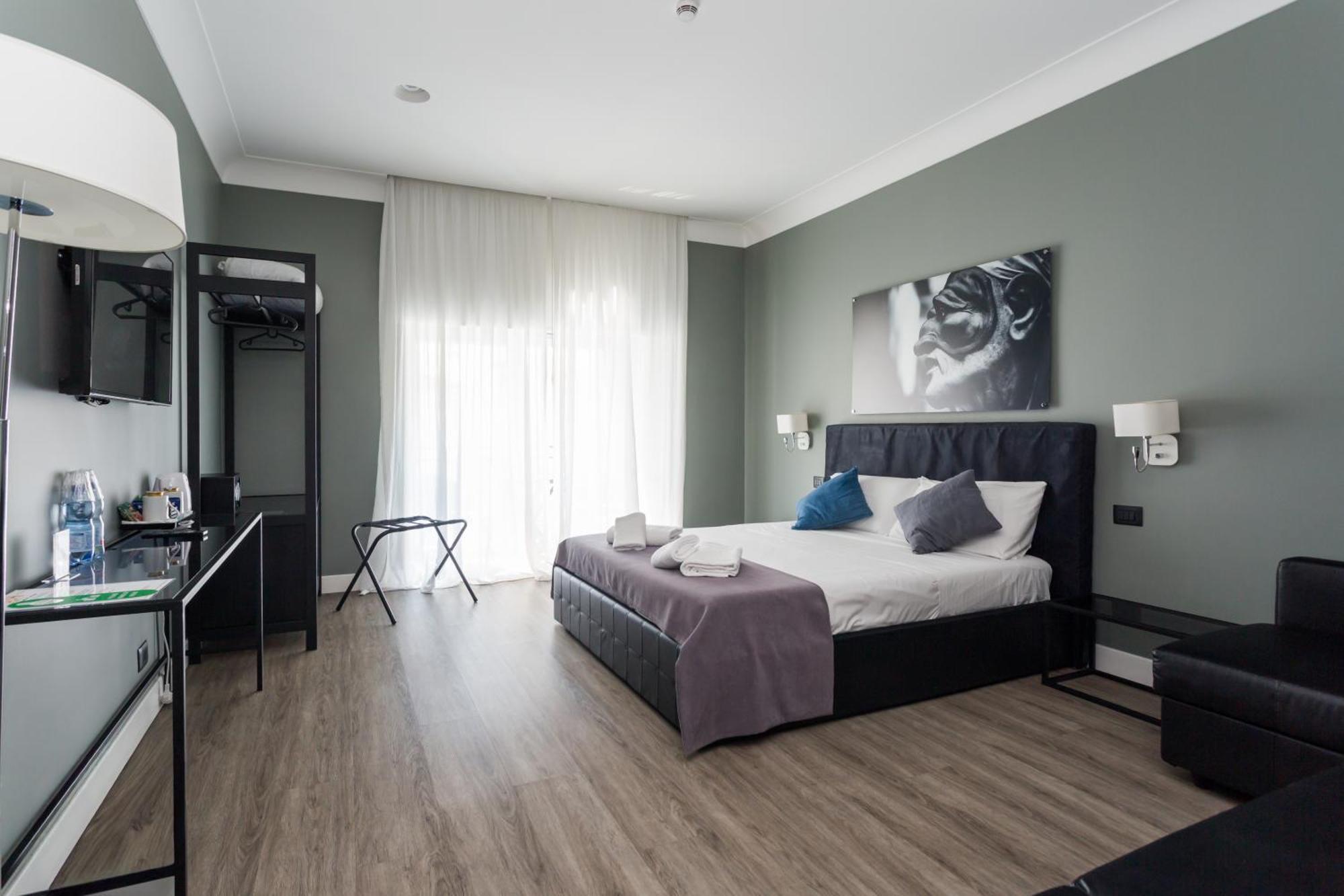Deluxe Quadruple Room