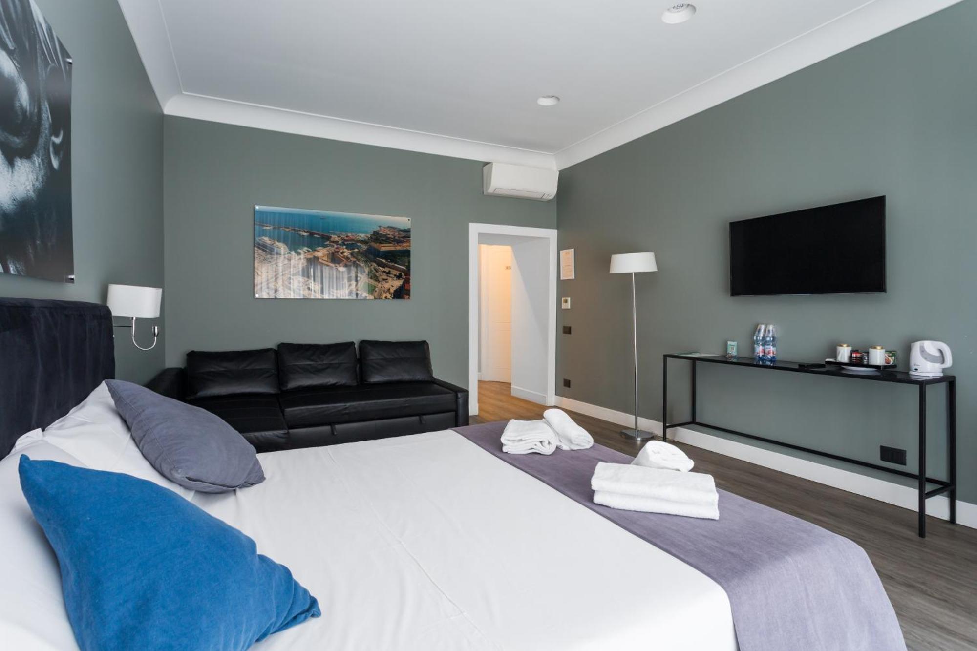 Deluxe Quadruple Room