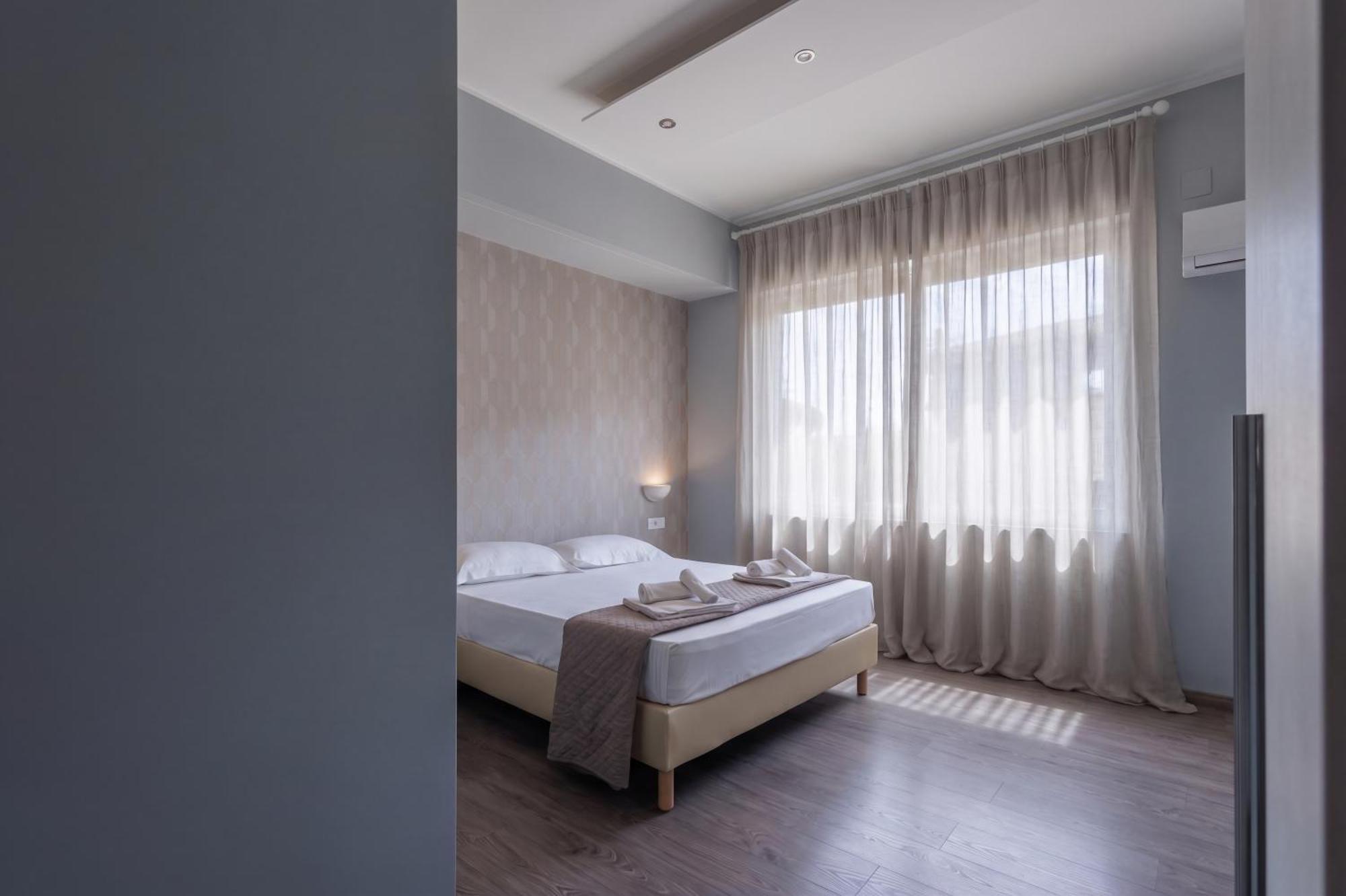 Double Room Private Bathroom