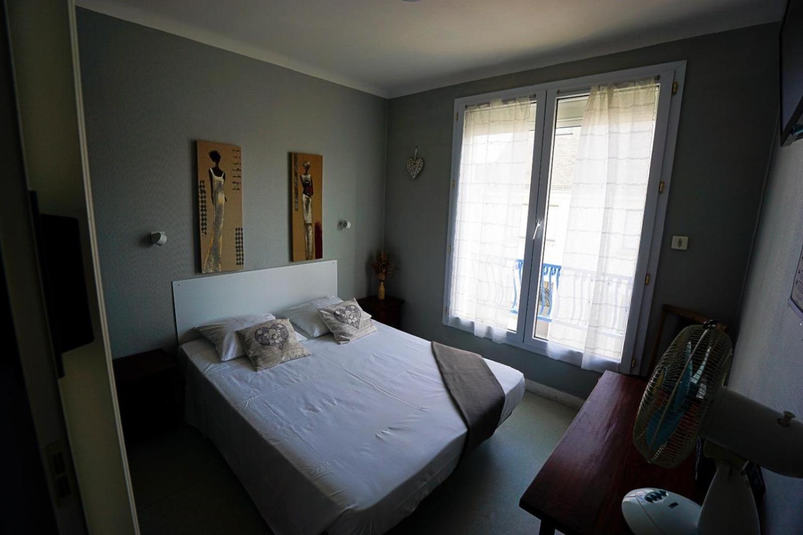 Double Room Private Bathroom