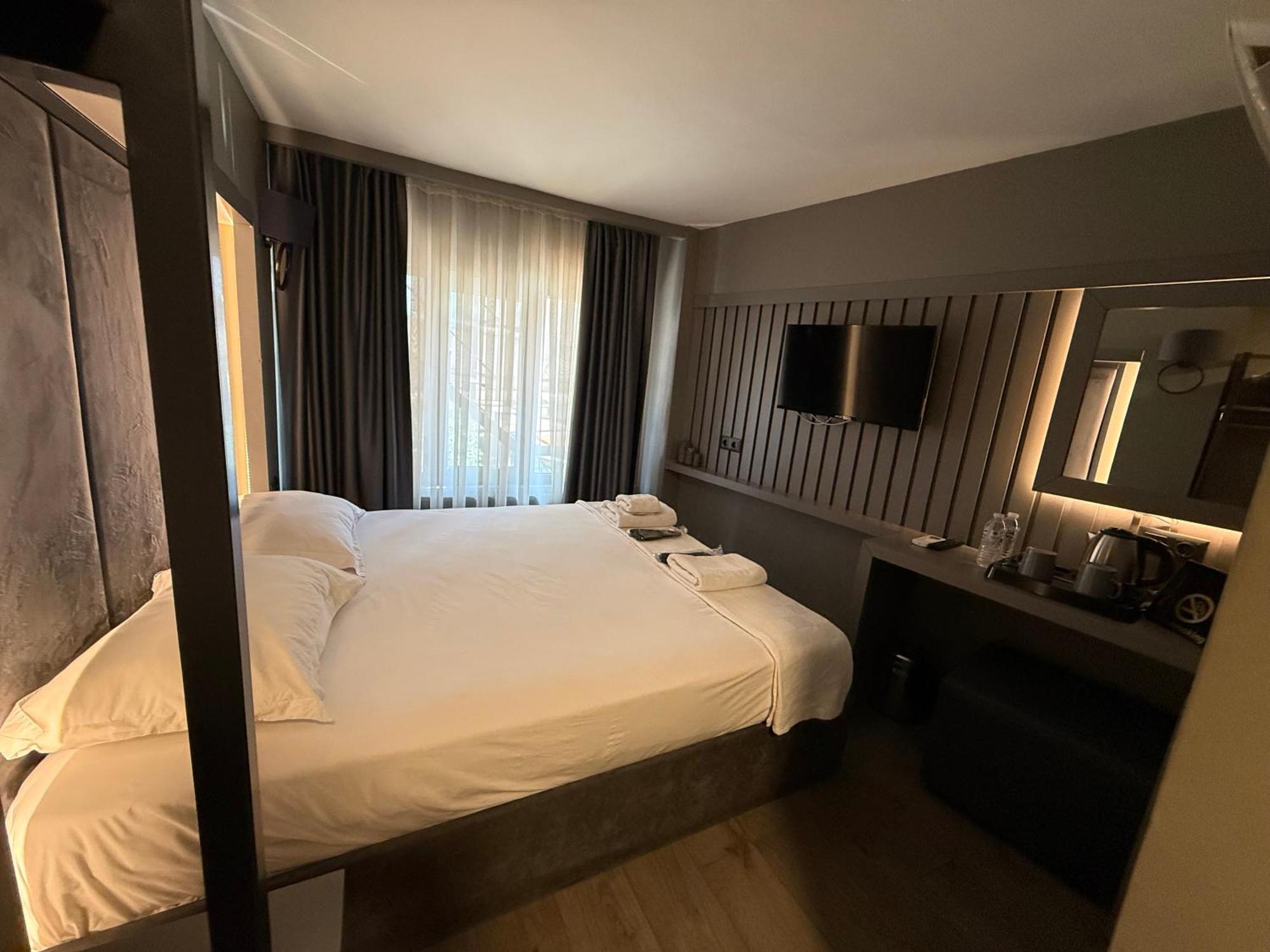 Economy Double Room