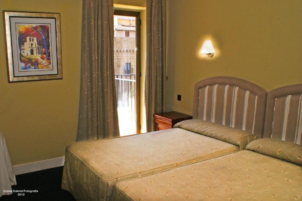 Double Room,18308970:JPEG