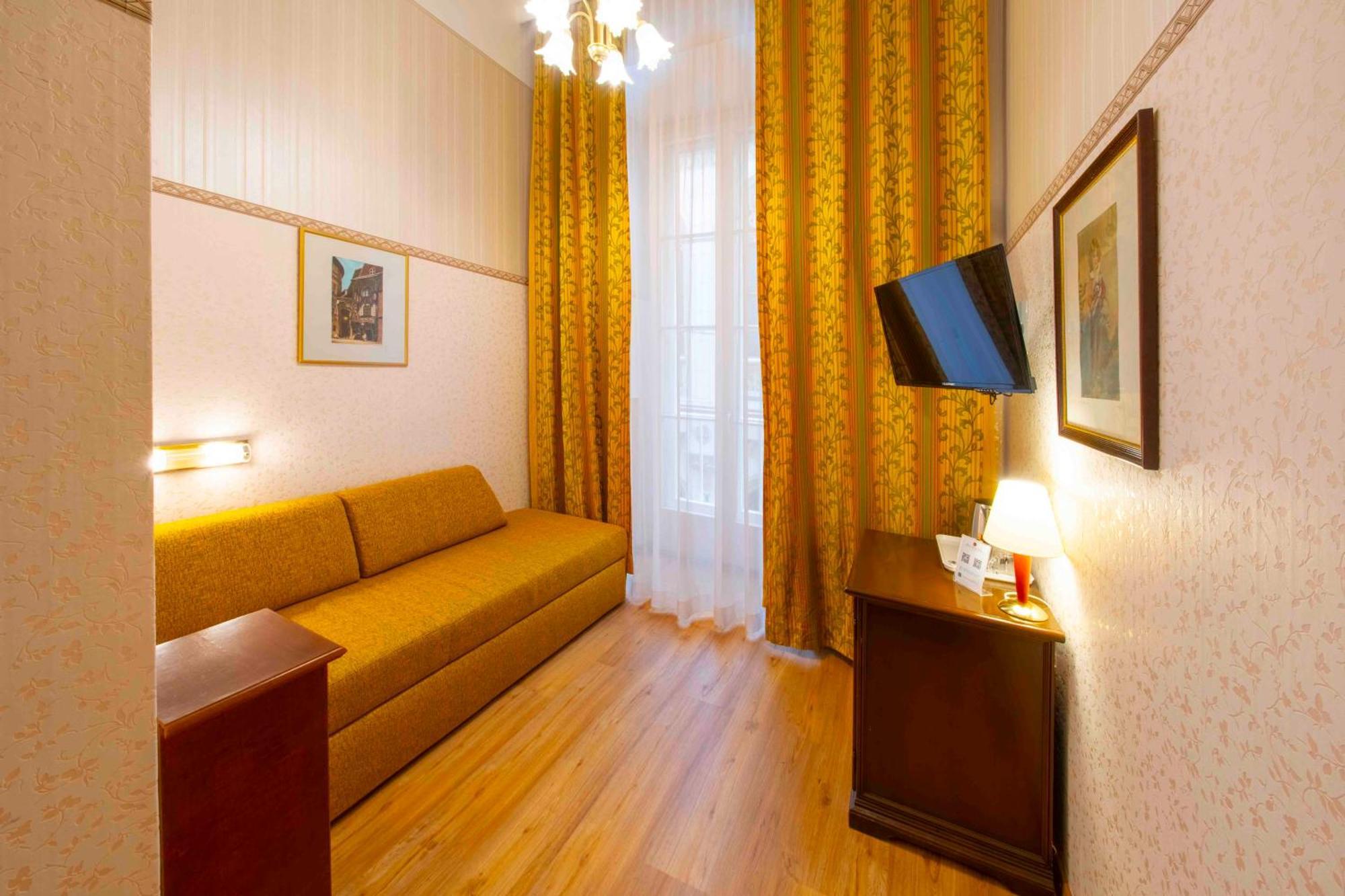 Comfort Double or Twin Room