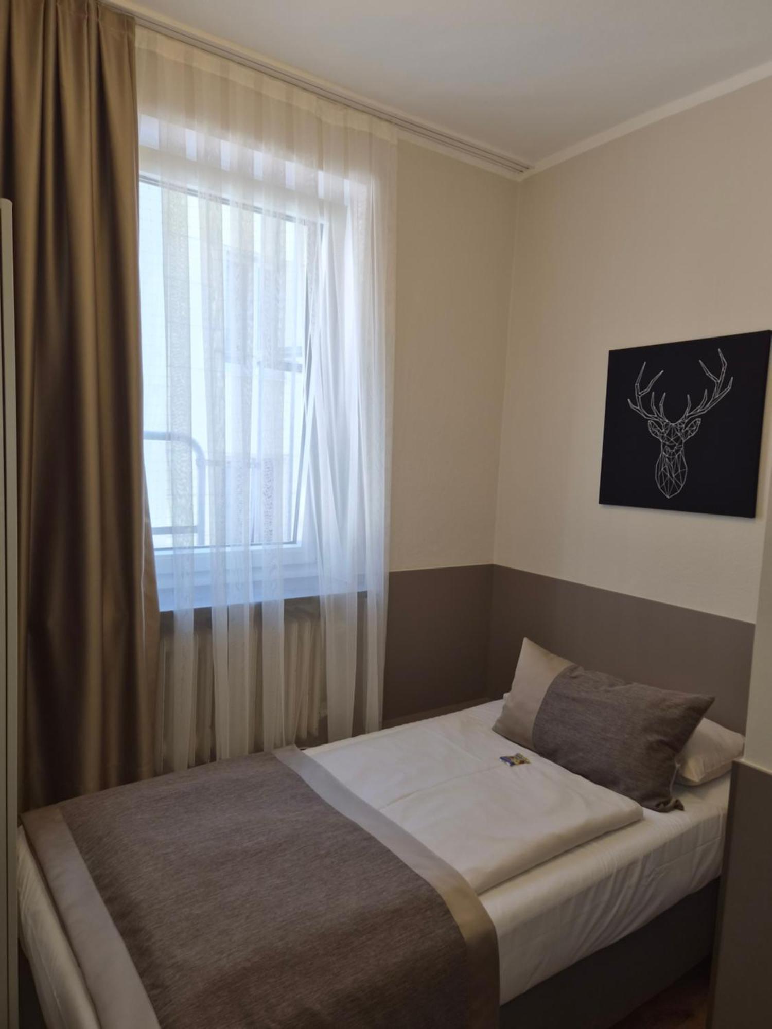Economy Single Room