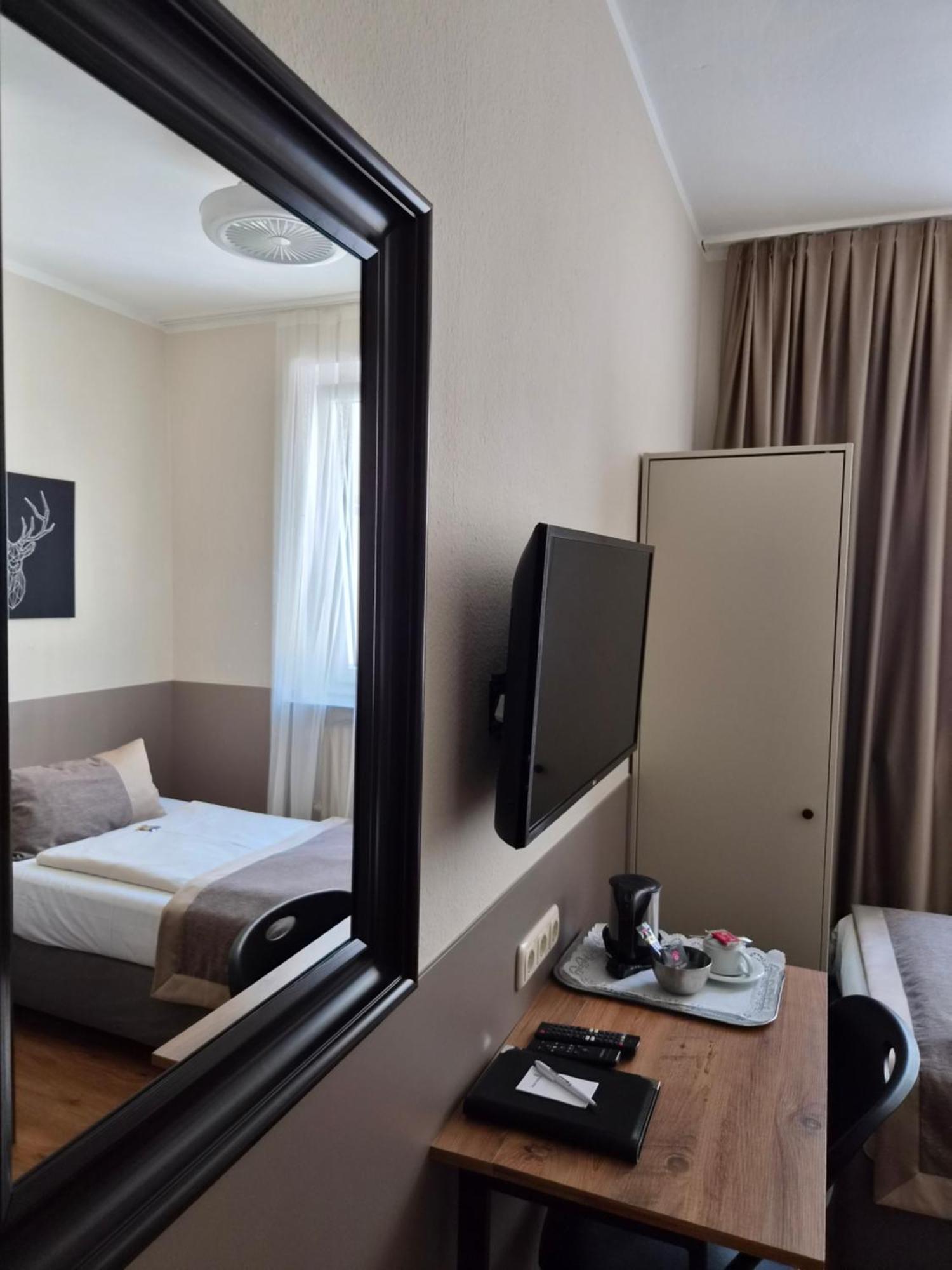 Economy Single Room