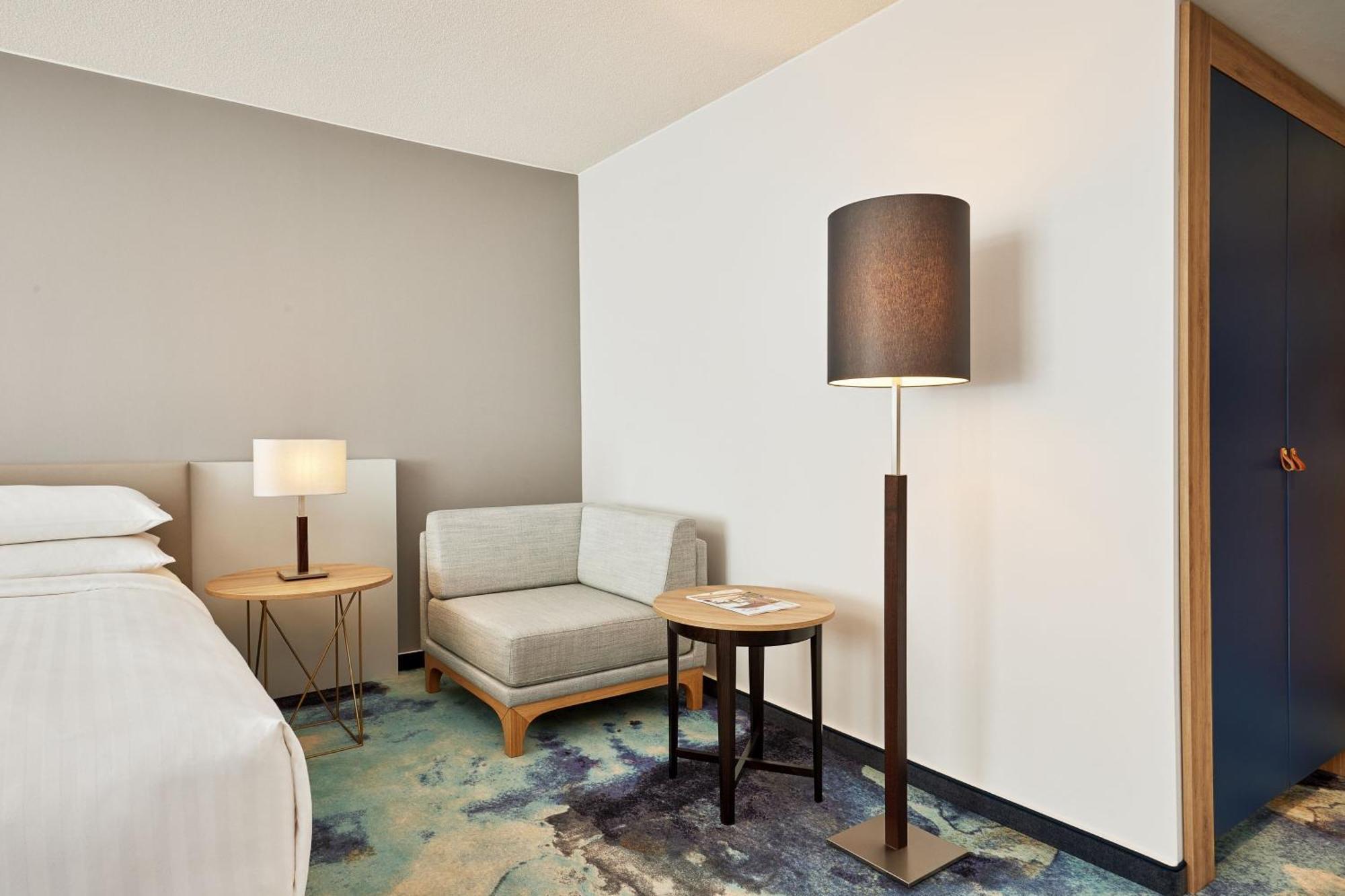 Deluxe Room Guest room 1 King