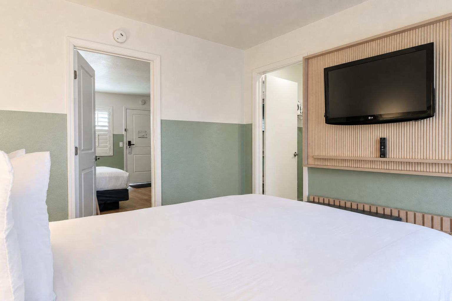 One-Bedroom Suite