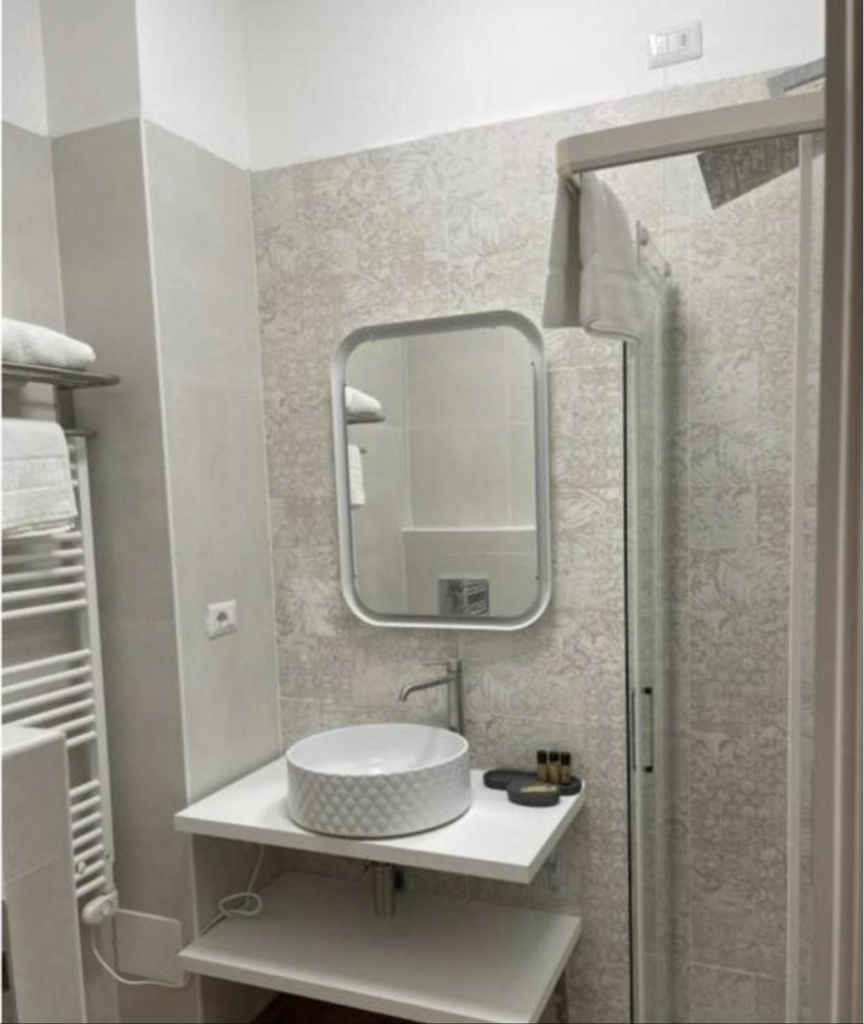Double Room Private Bathroom