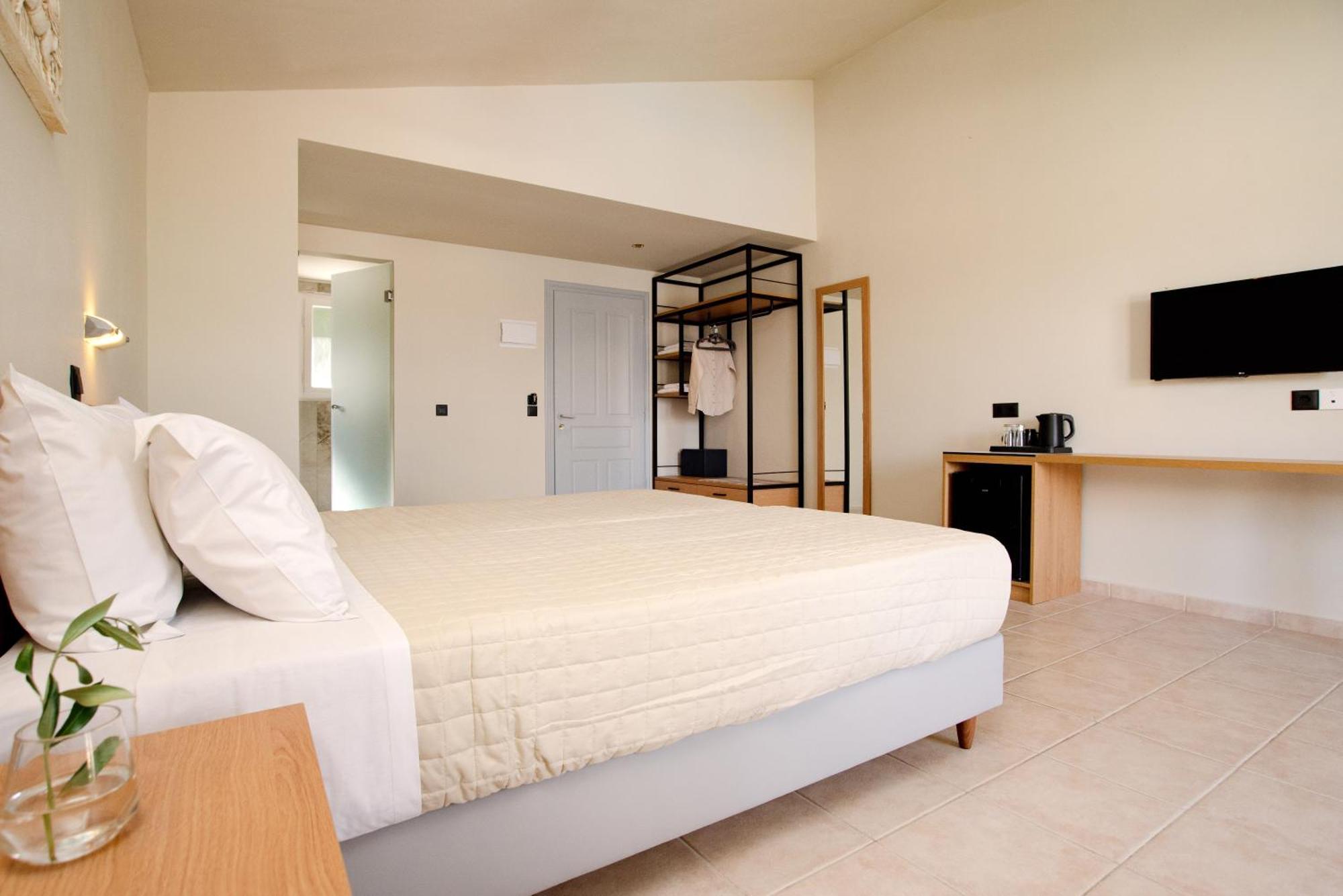 Superior Triple Room Sea View