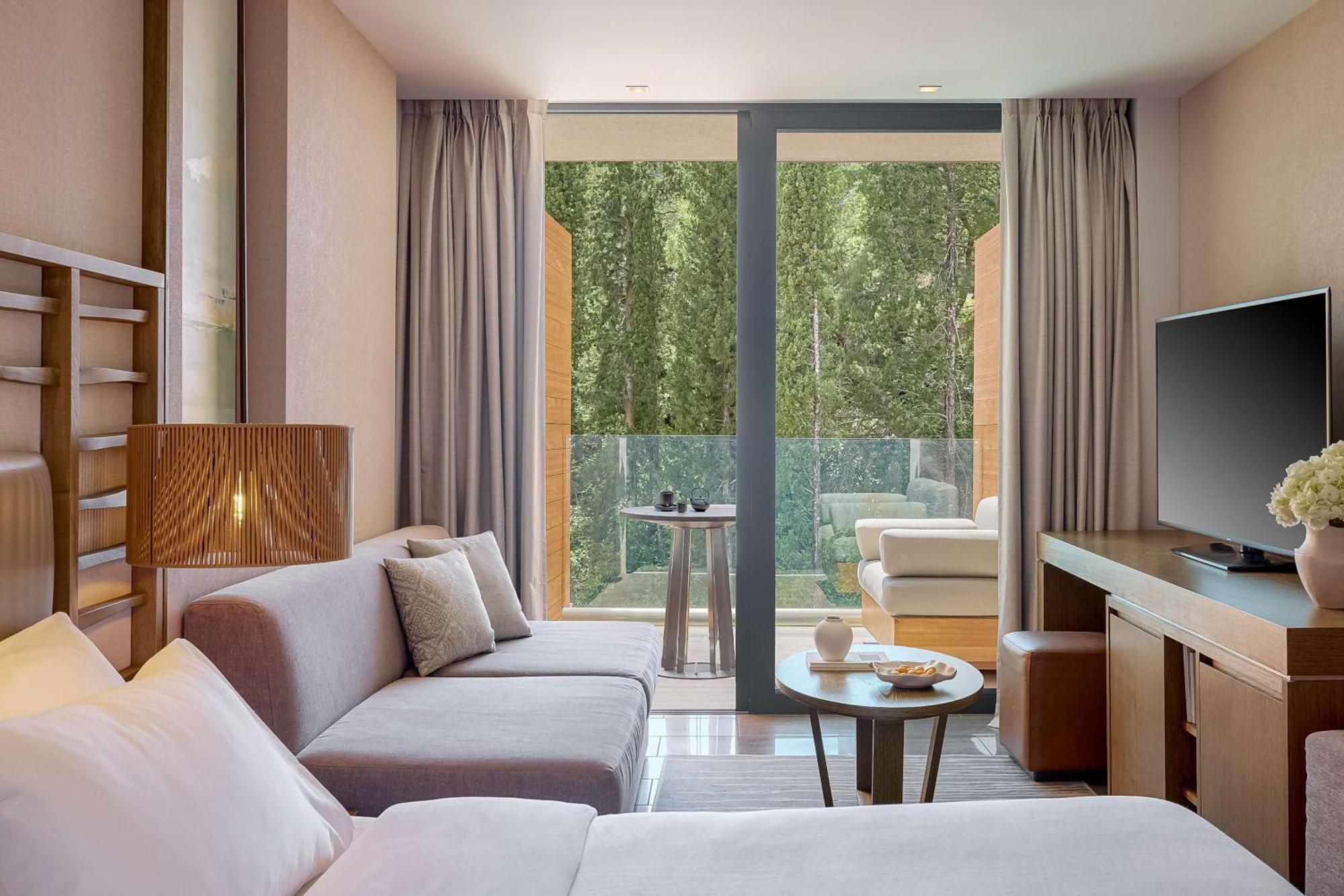 Achilleion Woodland Grand Room King