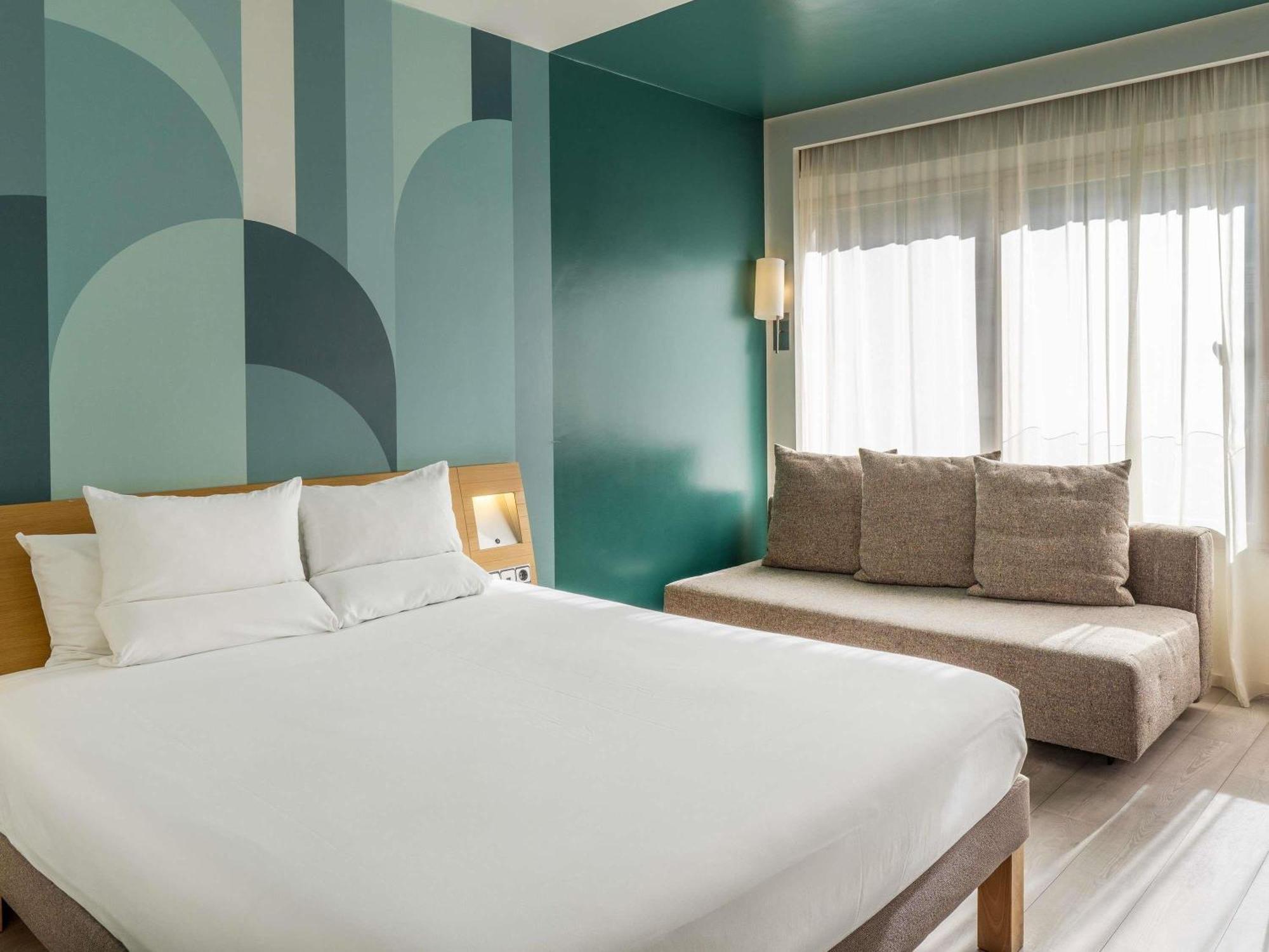 Standard Queen Room Sofa Bed Plaza Building