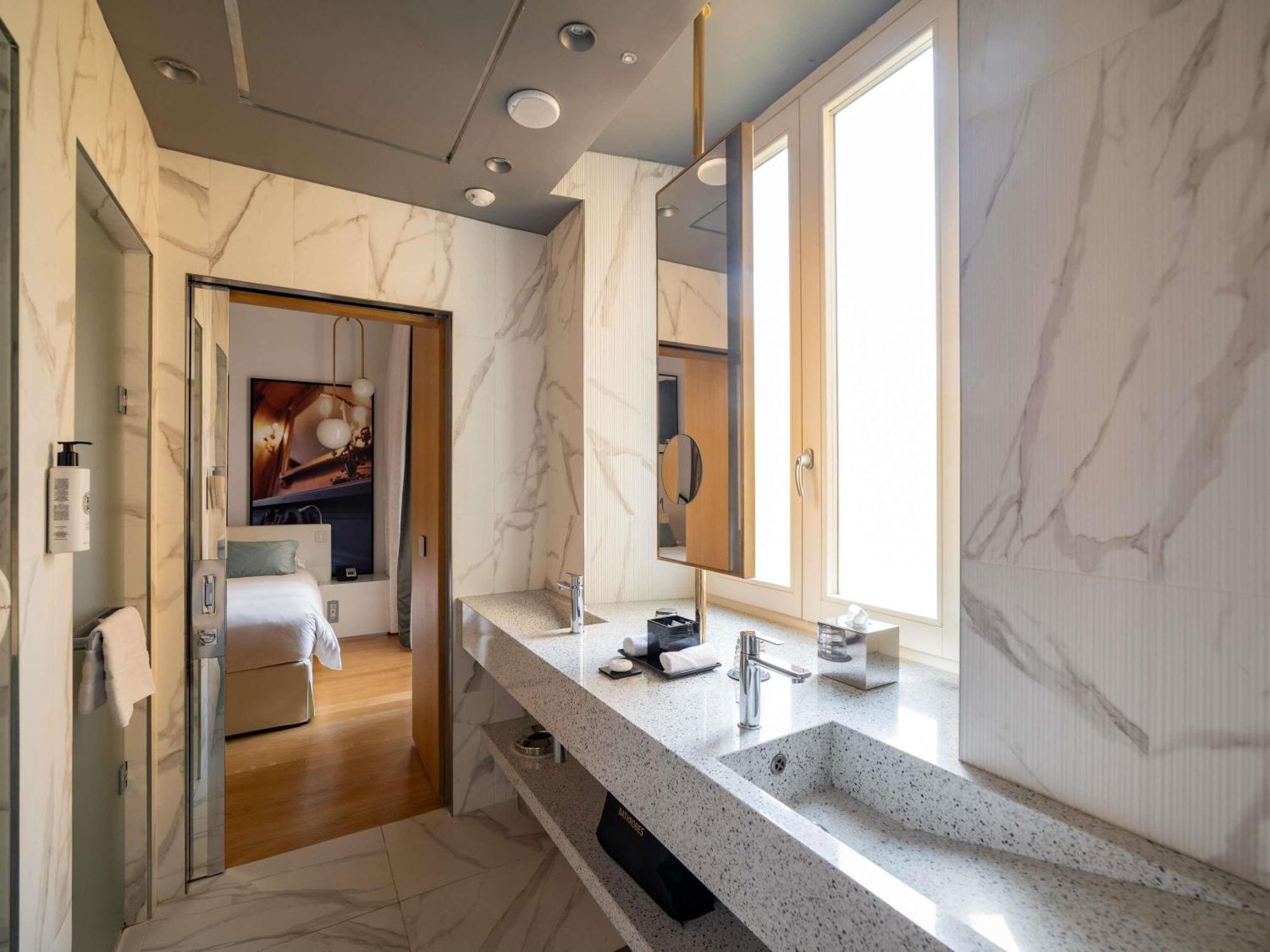 Junior Suite Room