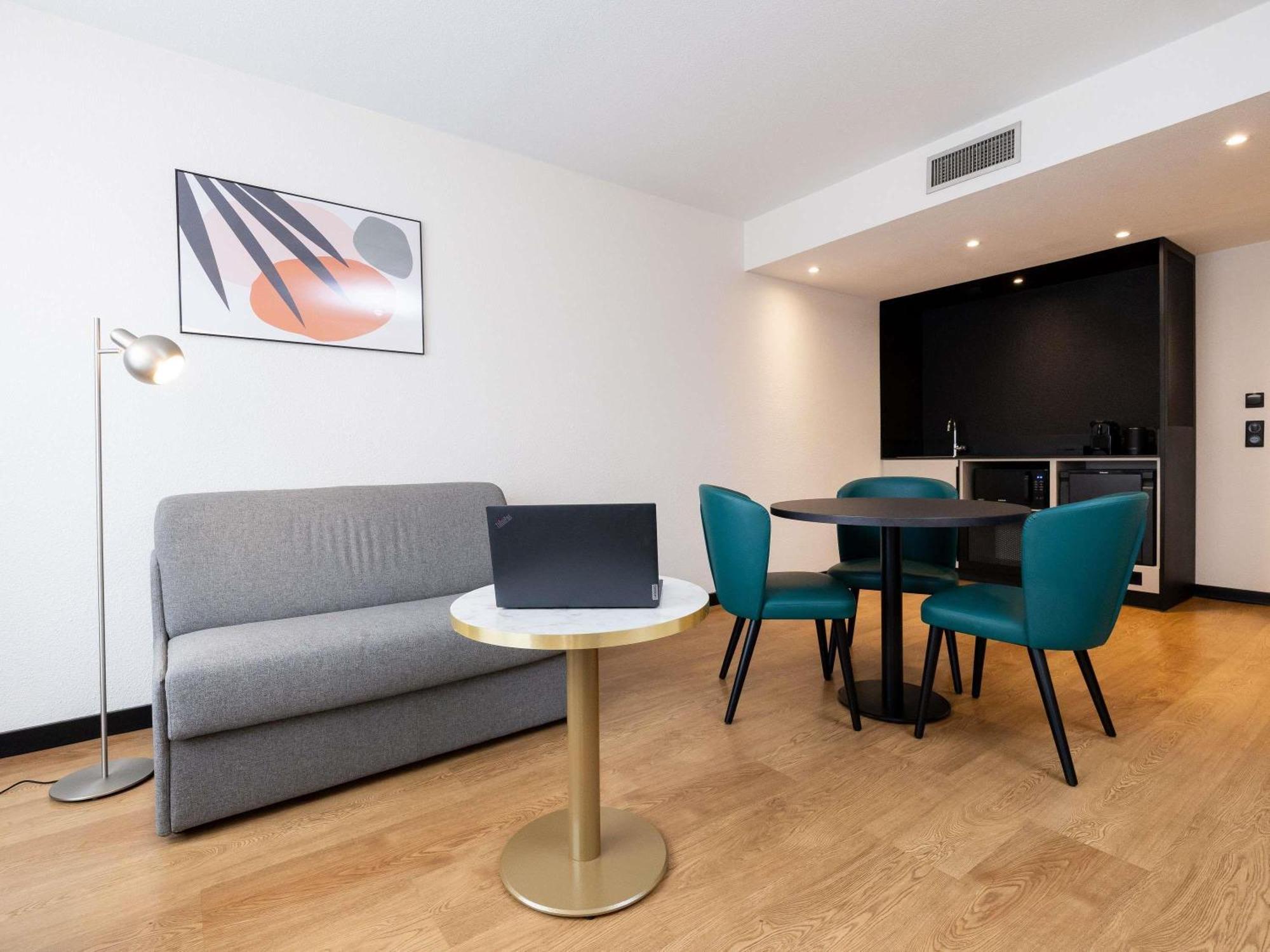 Standard Suite