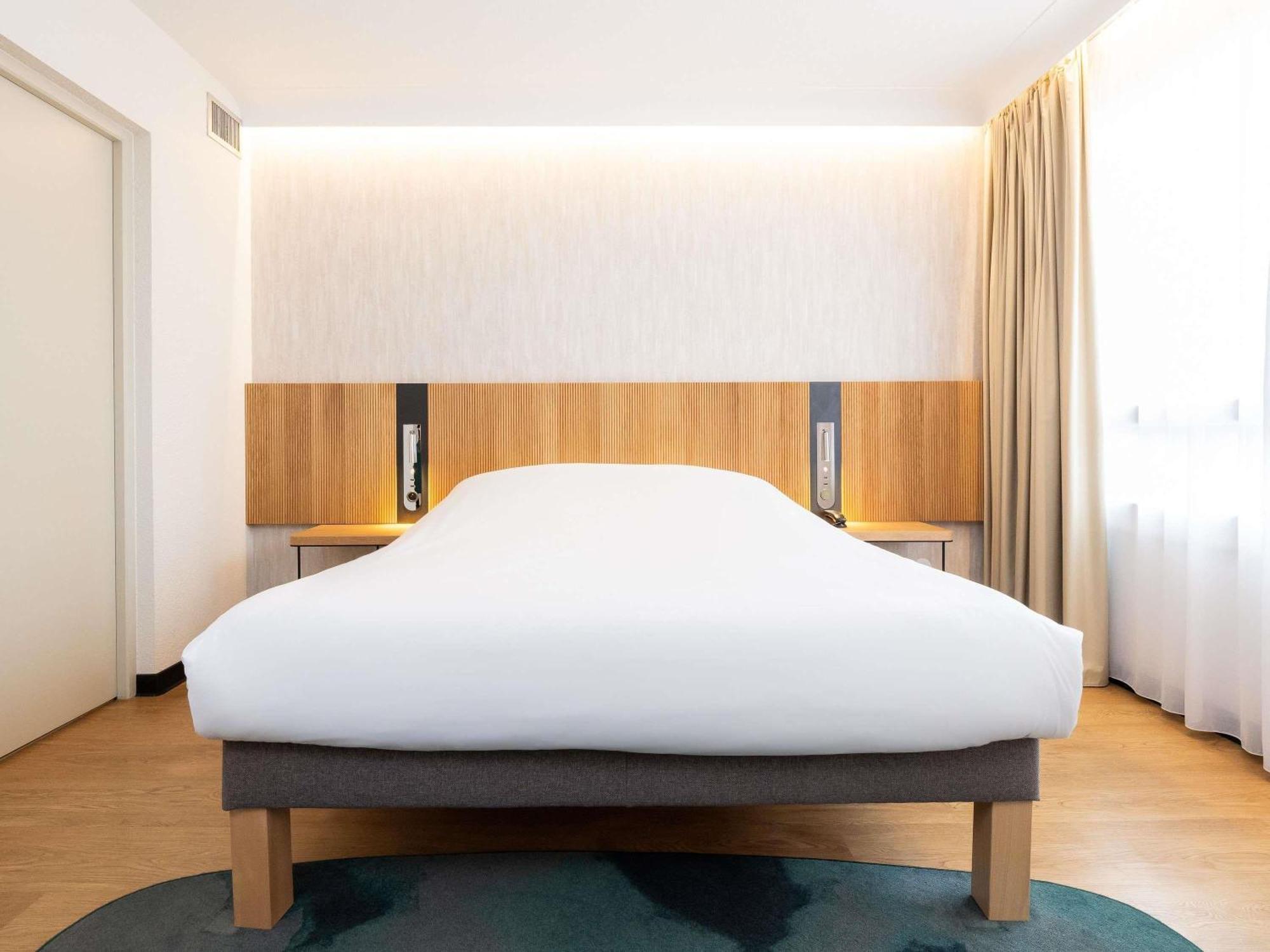 Standard Suite