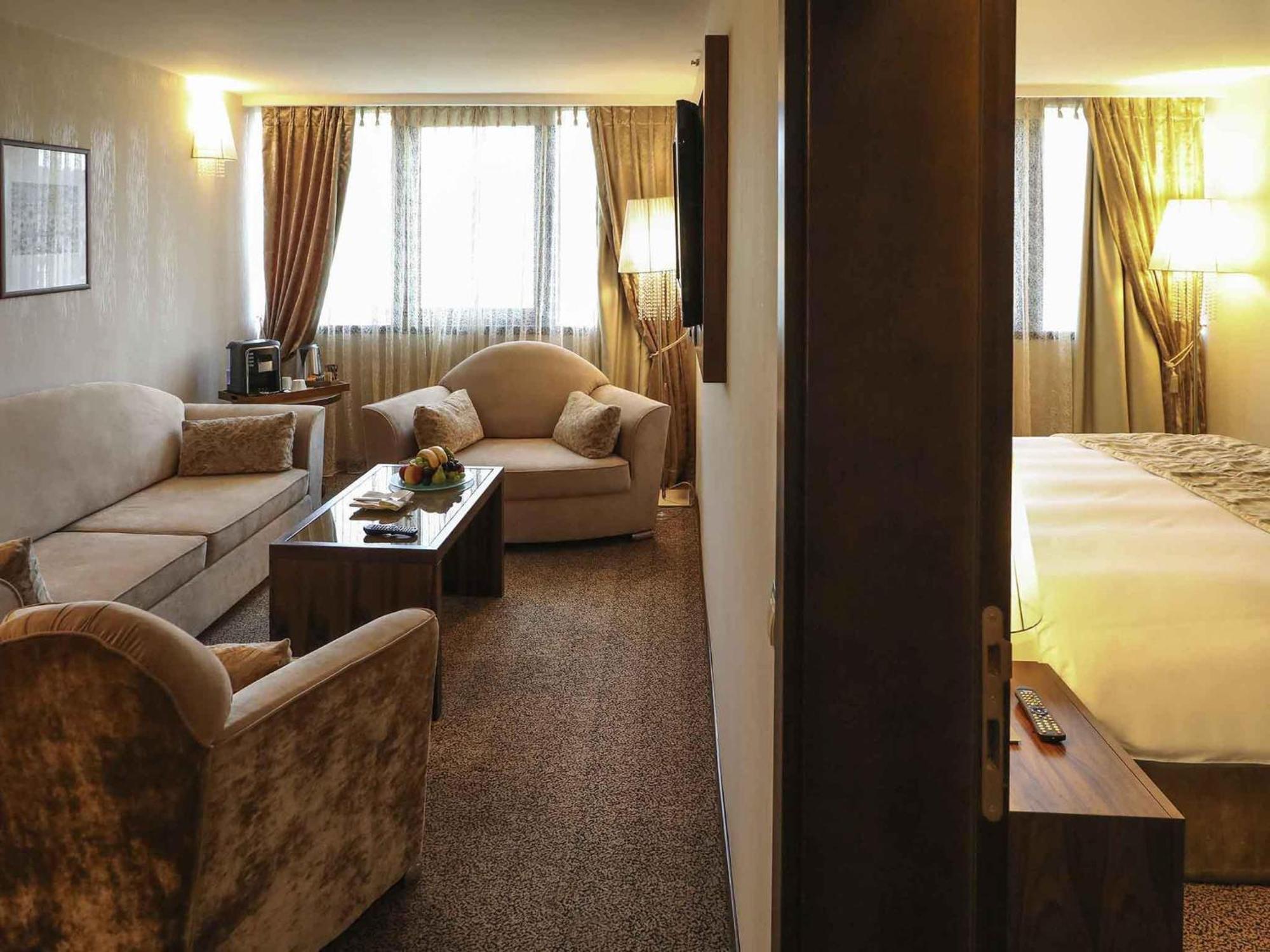 Junior King Suite Spa Bath Lane Side