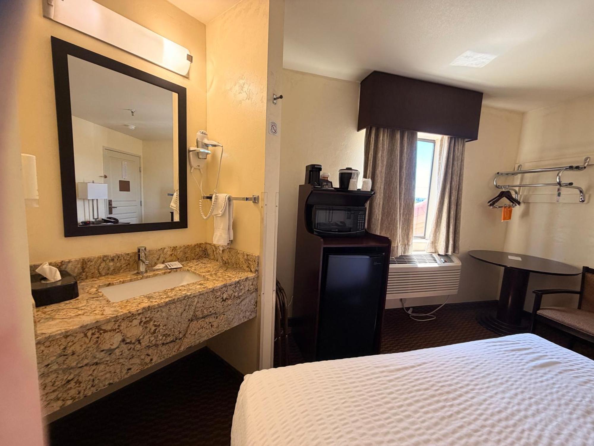 Queen Room Non Smoking